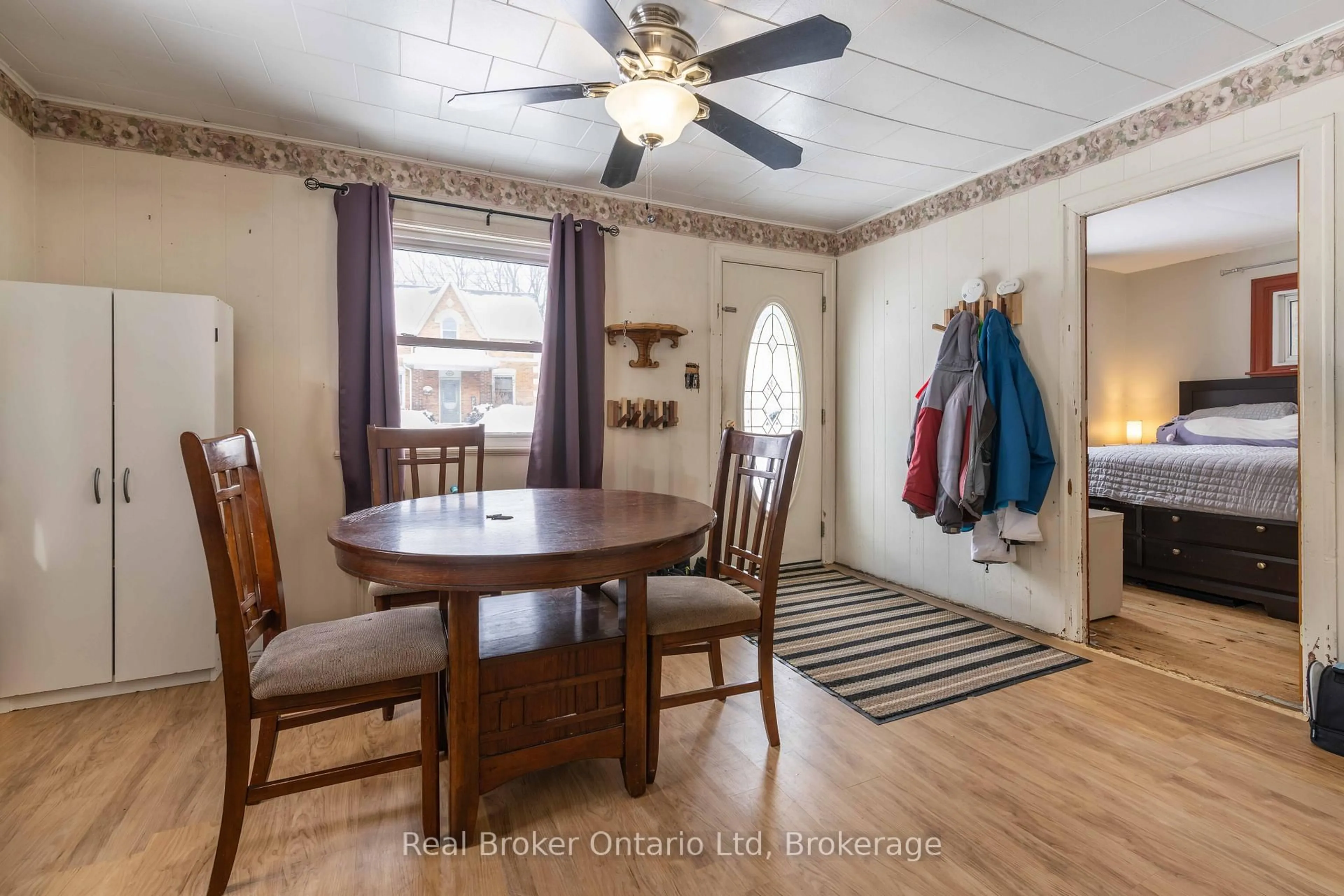 Dining room, unknown for 102008 Grey Road 5 Rd, Georgian Bluffs Ontario N4K 5N5