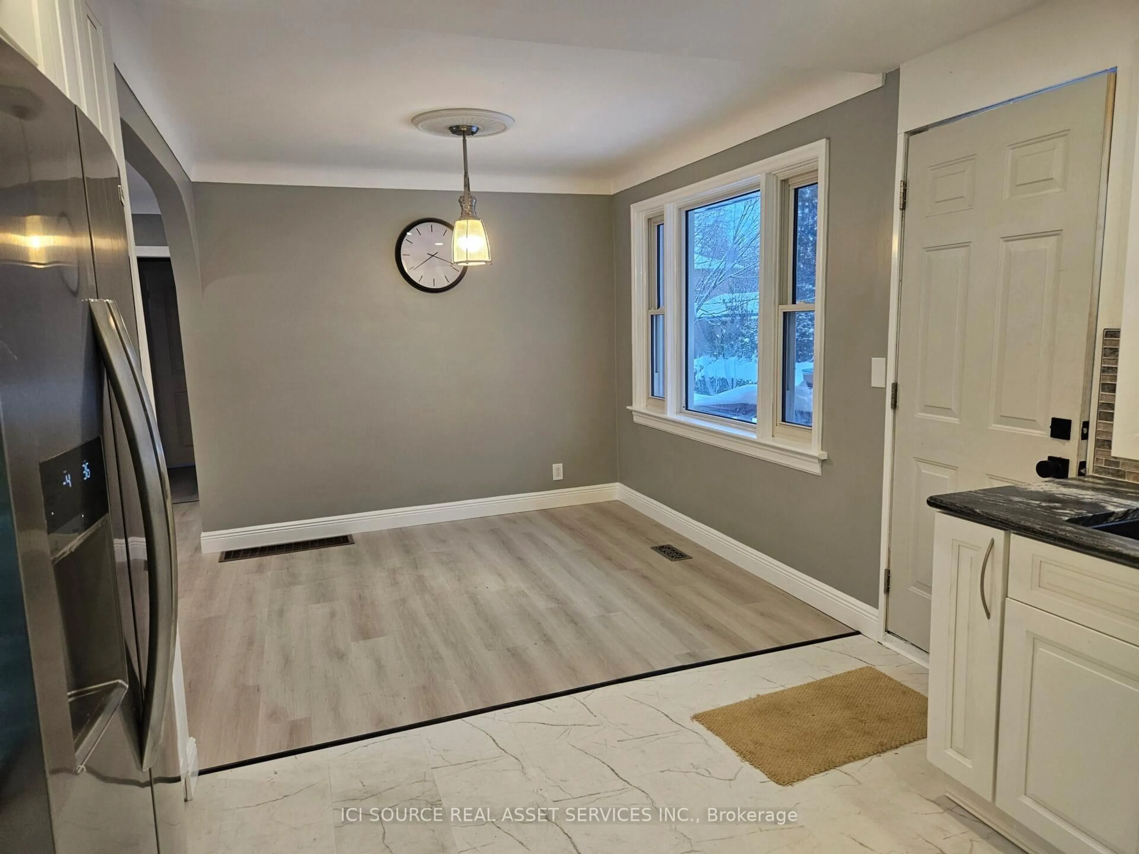 A pic of a room for 52 Speedvale Ave, Guelph Ontario N1H 1J9