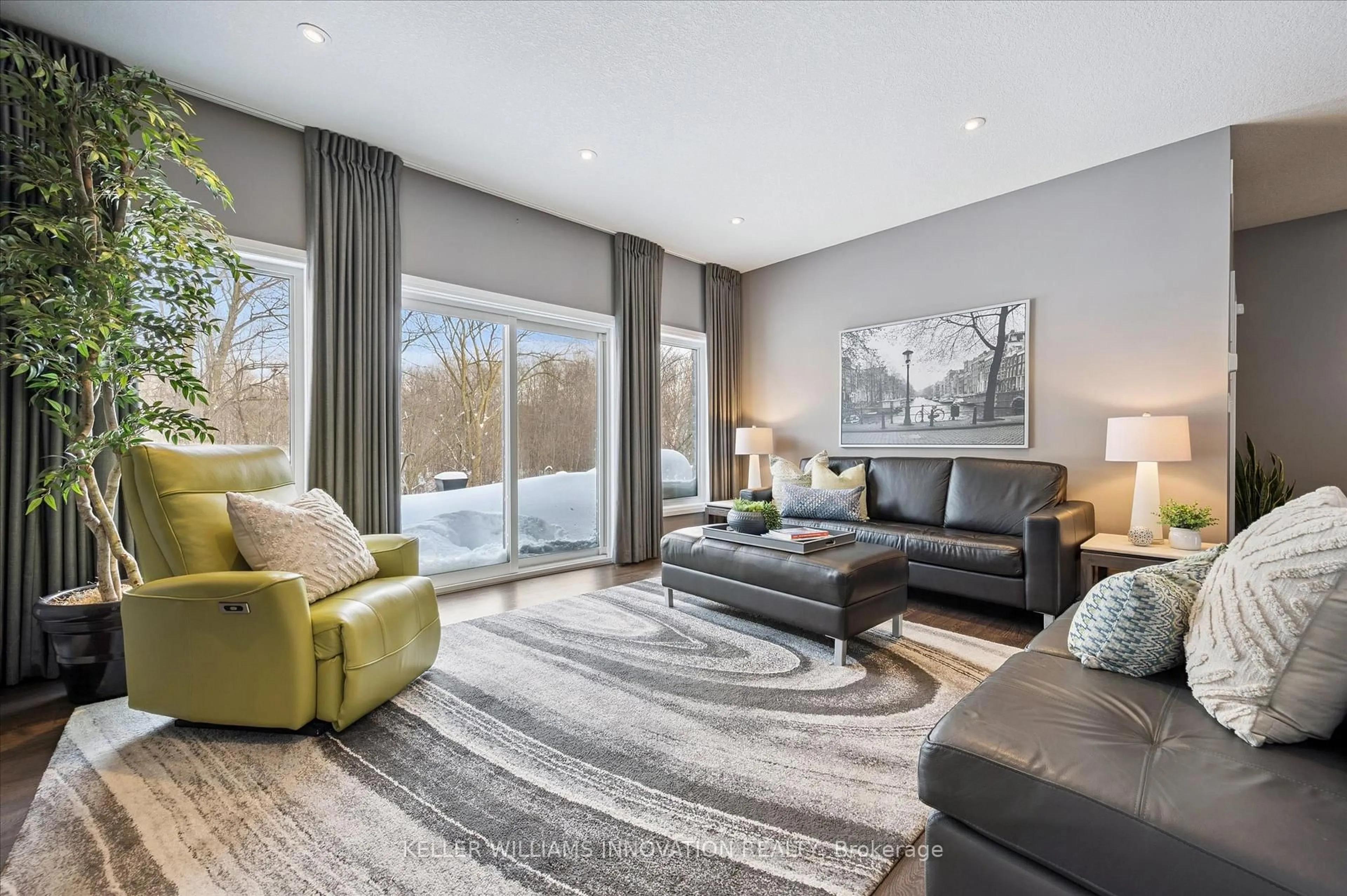 Living room with furniture, unknown for 276 Dewdrop Cres, Waterloo Ontario N2V 0B1