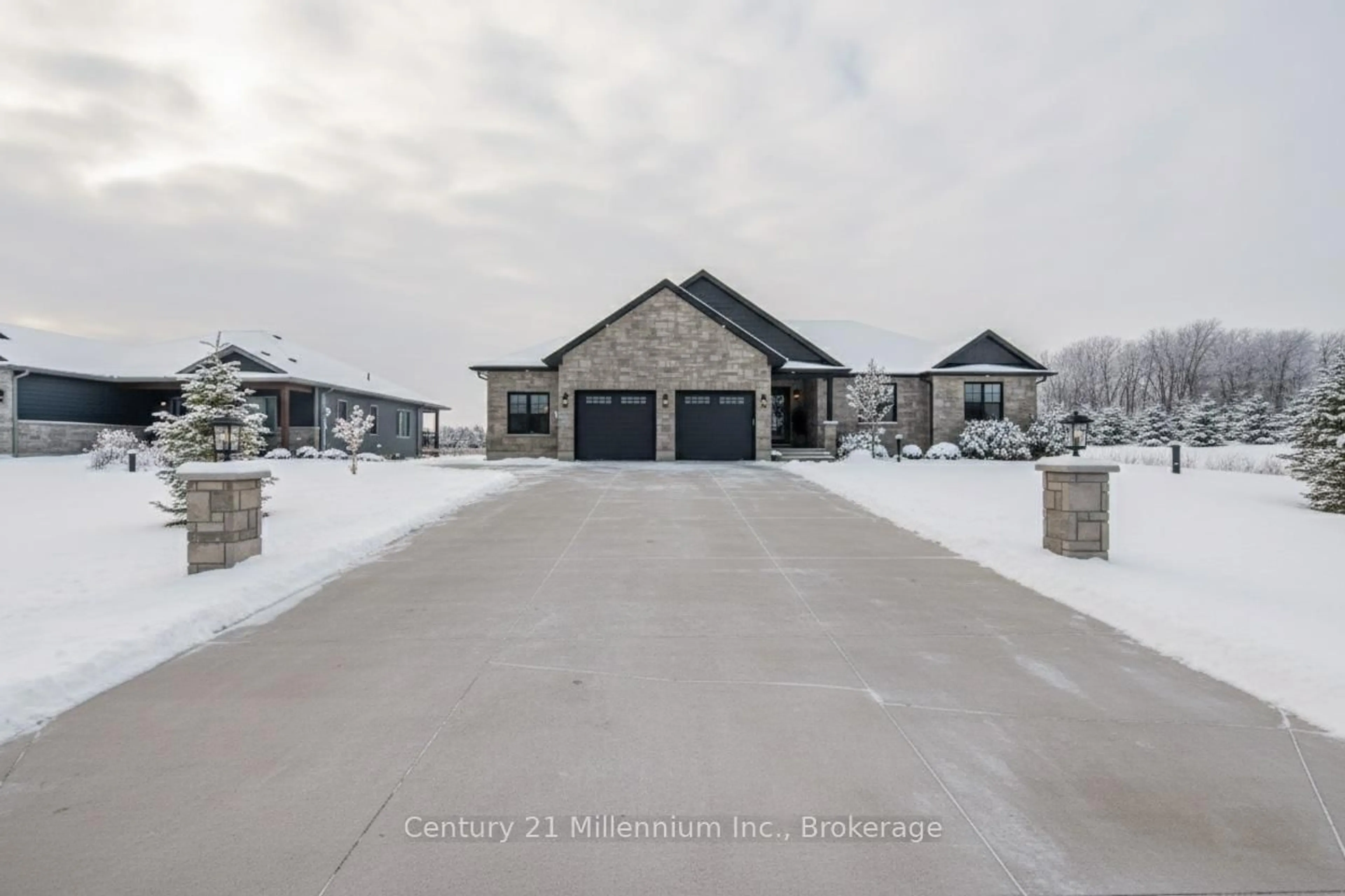 Unknown for 33 Nickason Dr, Arran-Elderslie Ontario N0H 1A0