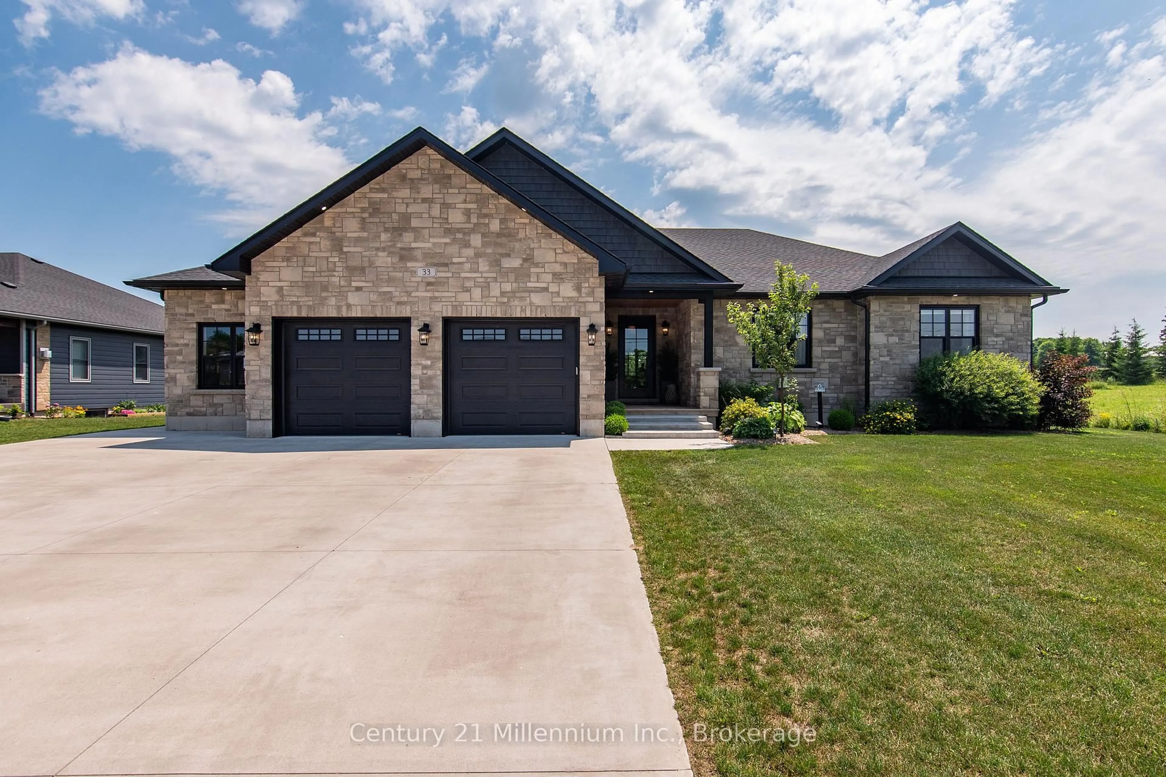 Home with brick exterior material, street for 33 Nickason Dr, Arran-Elderslie Ontario N0H 1A0