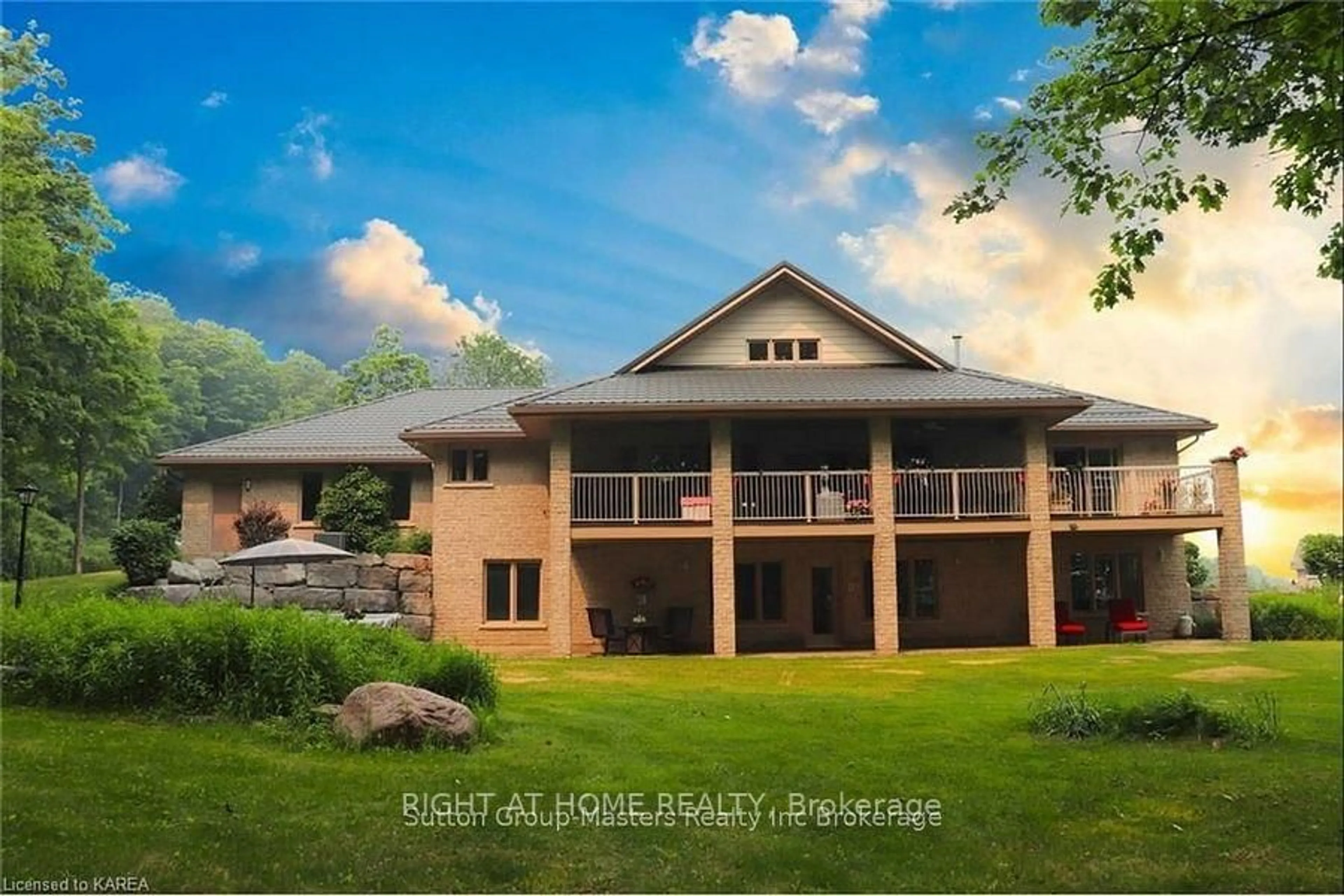 A pic from outside/outdoor area/front of a property/back of a property/a pic from drone, mountain view for 1453 MILLENNIUM Crt, Kingston Ontario K7L 5H6