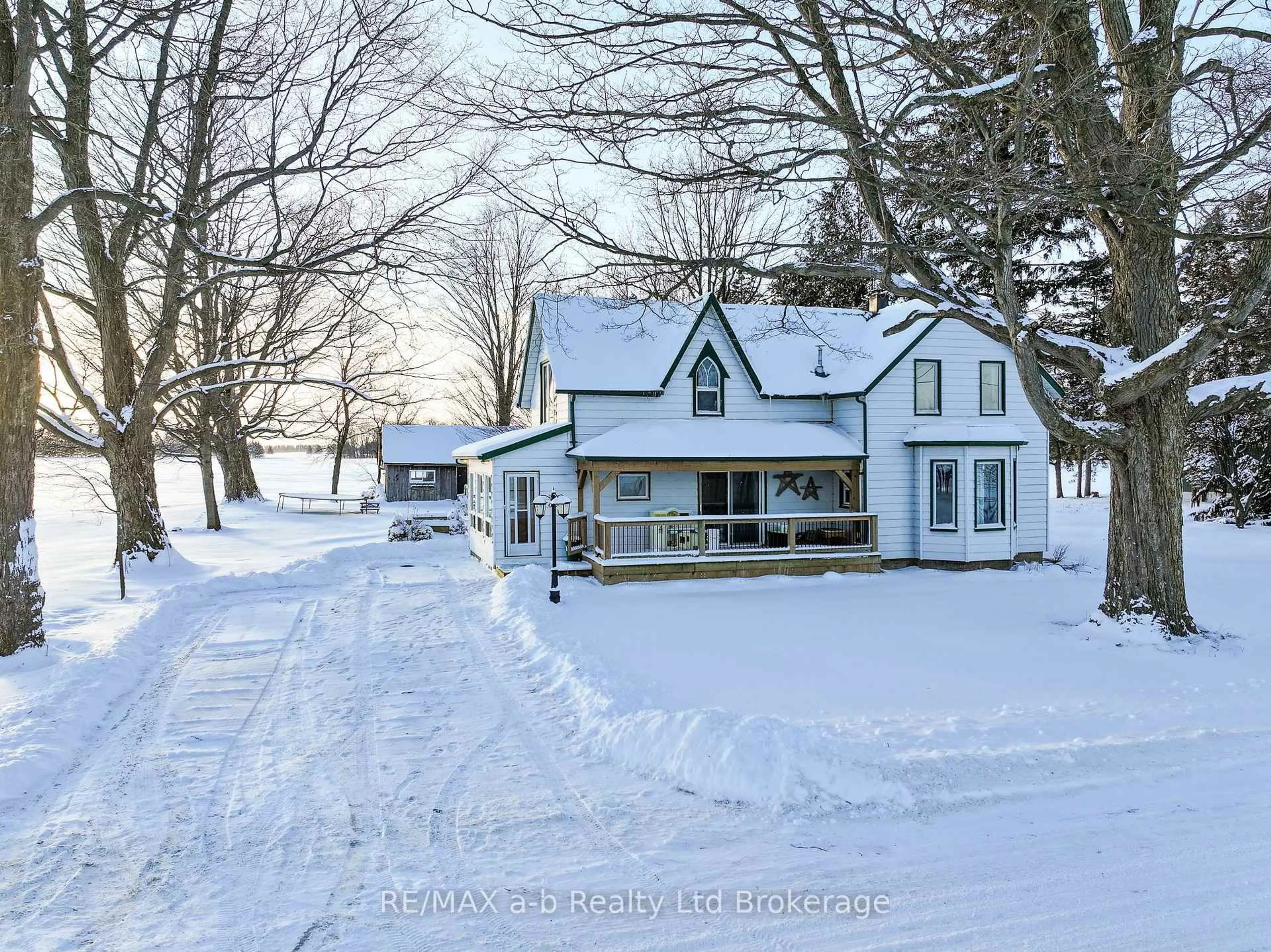 A pic from outside/outdoor area/front of a property/back of a property/a pic from drone, street for 312895 DEREHAM Line, South-West Oxford Ontario N0J 1N0