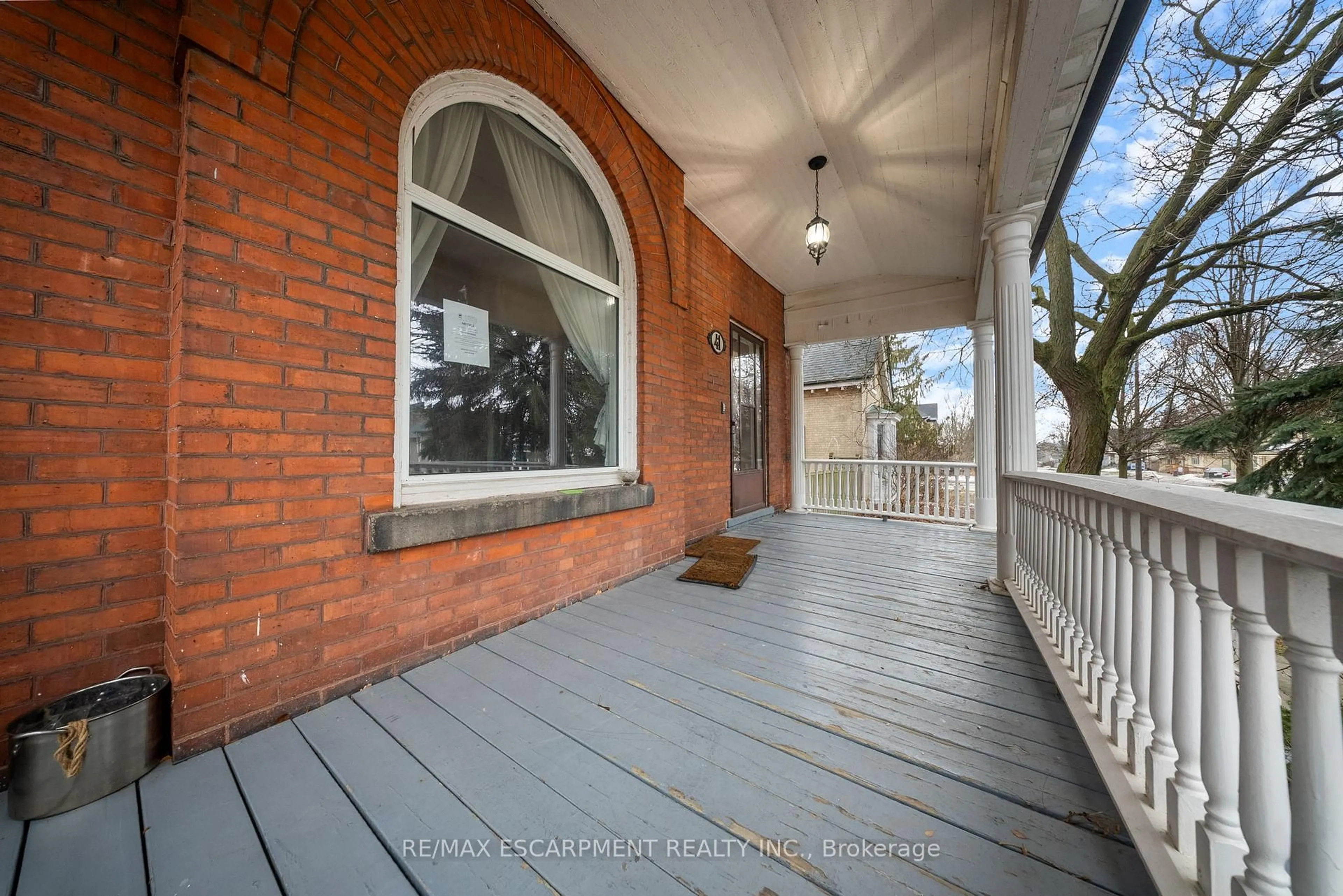 Unknown for 41 WELLINGTON St, Woodstock Ontario N4S 3H4