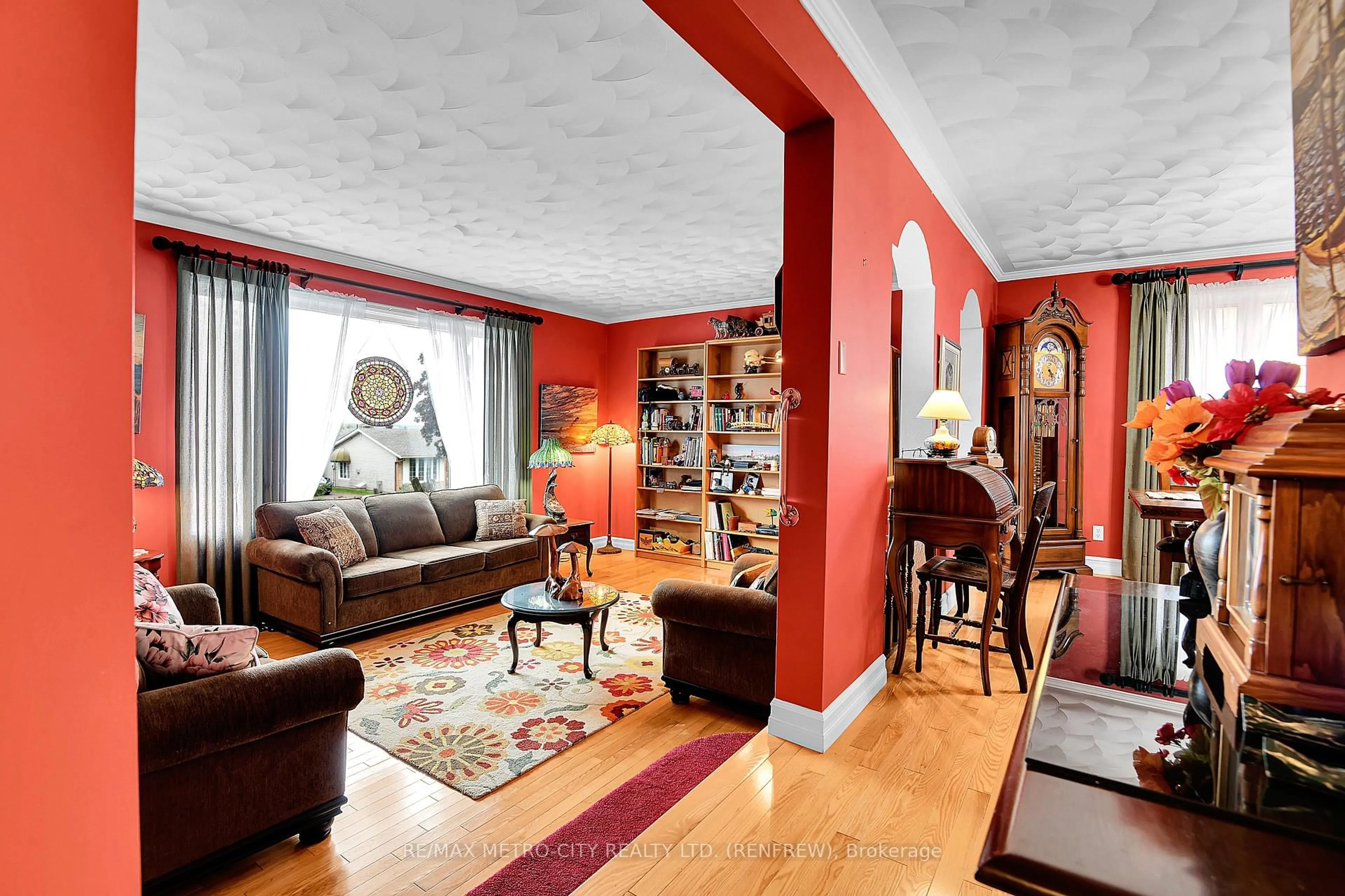 Living room with furniture, unknown for 115 Ivy Ave, Renfrew Ontario K7V 4C9