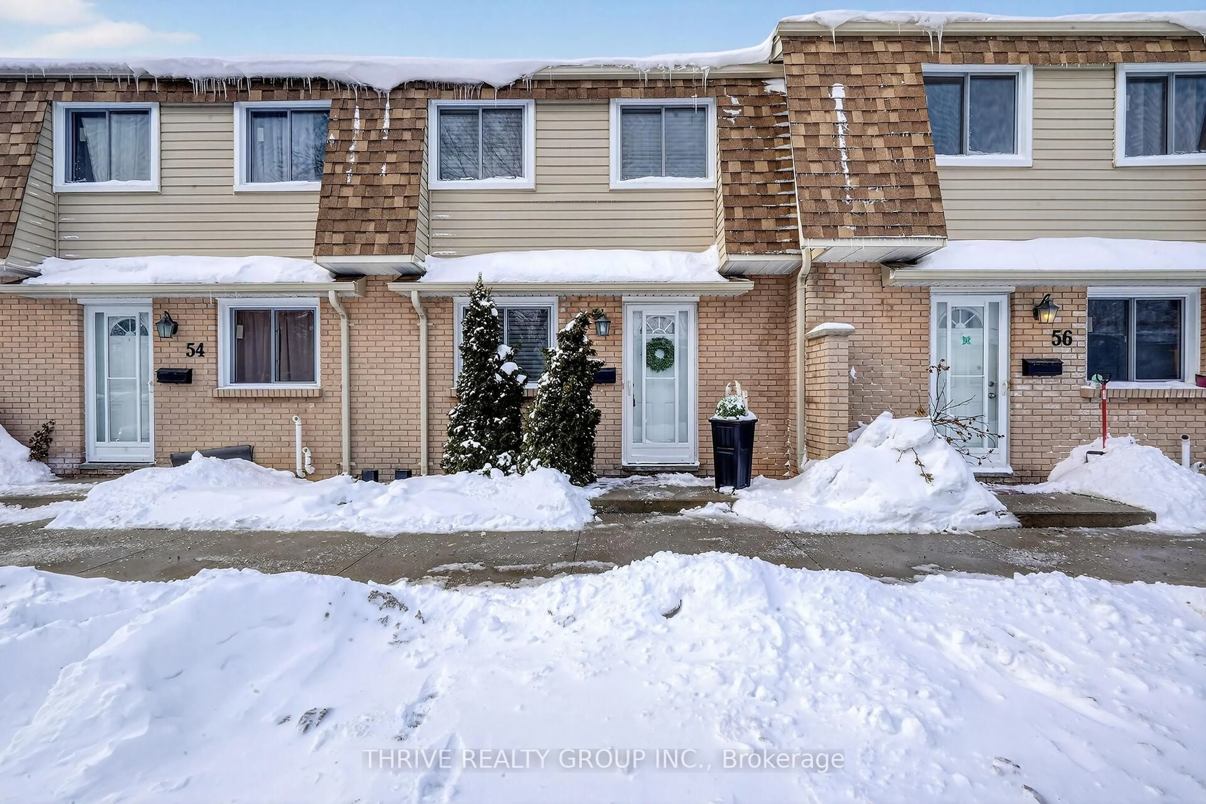 A pic from outside/outdoor area/front of a property/back of a property/a pic from drone, street for 775 Osgoode Dr #55, London South Ontario N6E 1C2