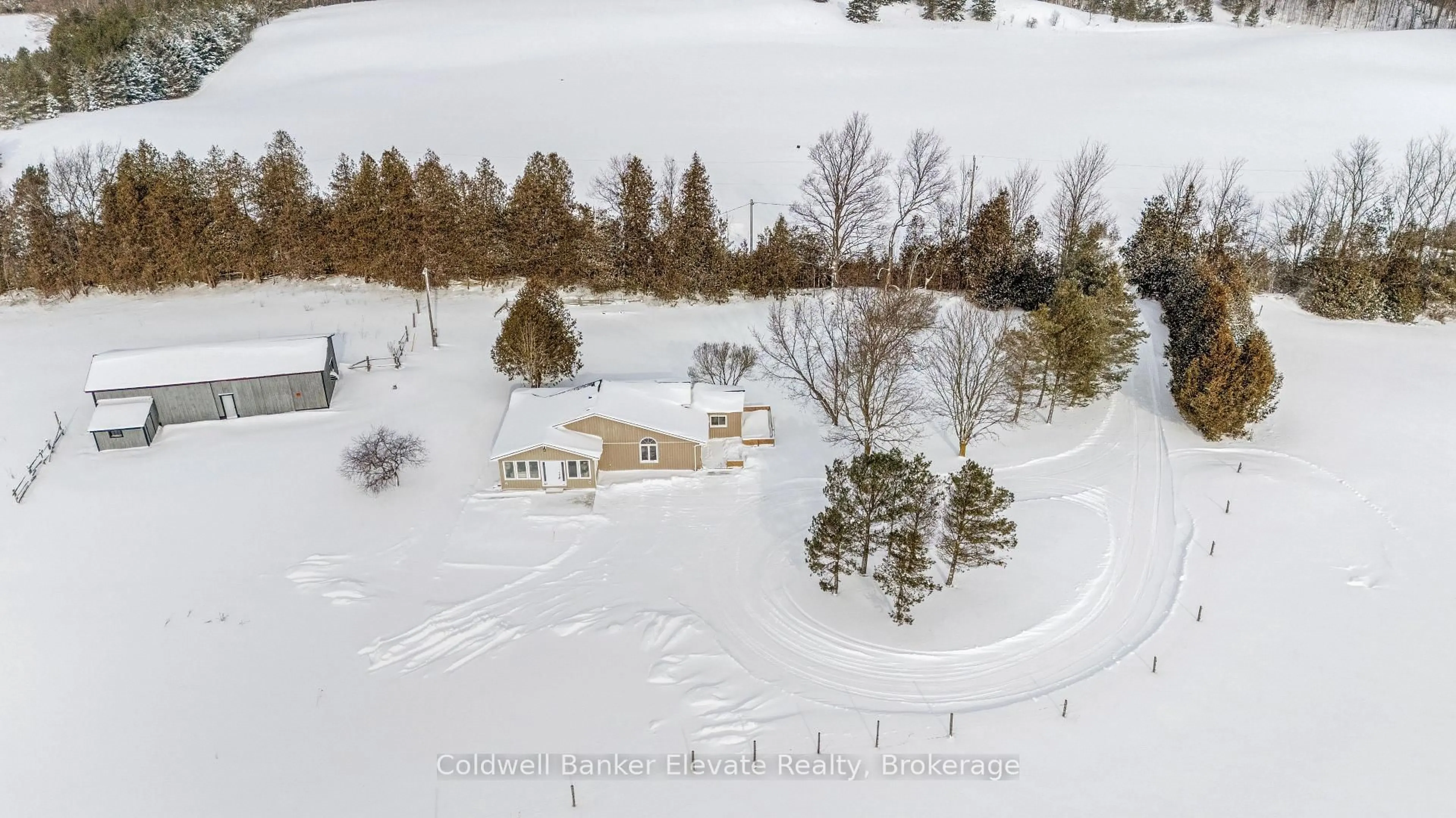 A pic from outside/outdoor area/front of a property/back of a property/a pic from drone, street for 262700 Varney Rd, West Grey Ontario N0G 1R0