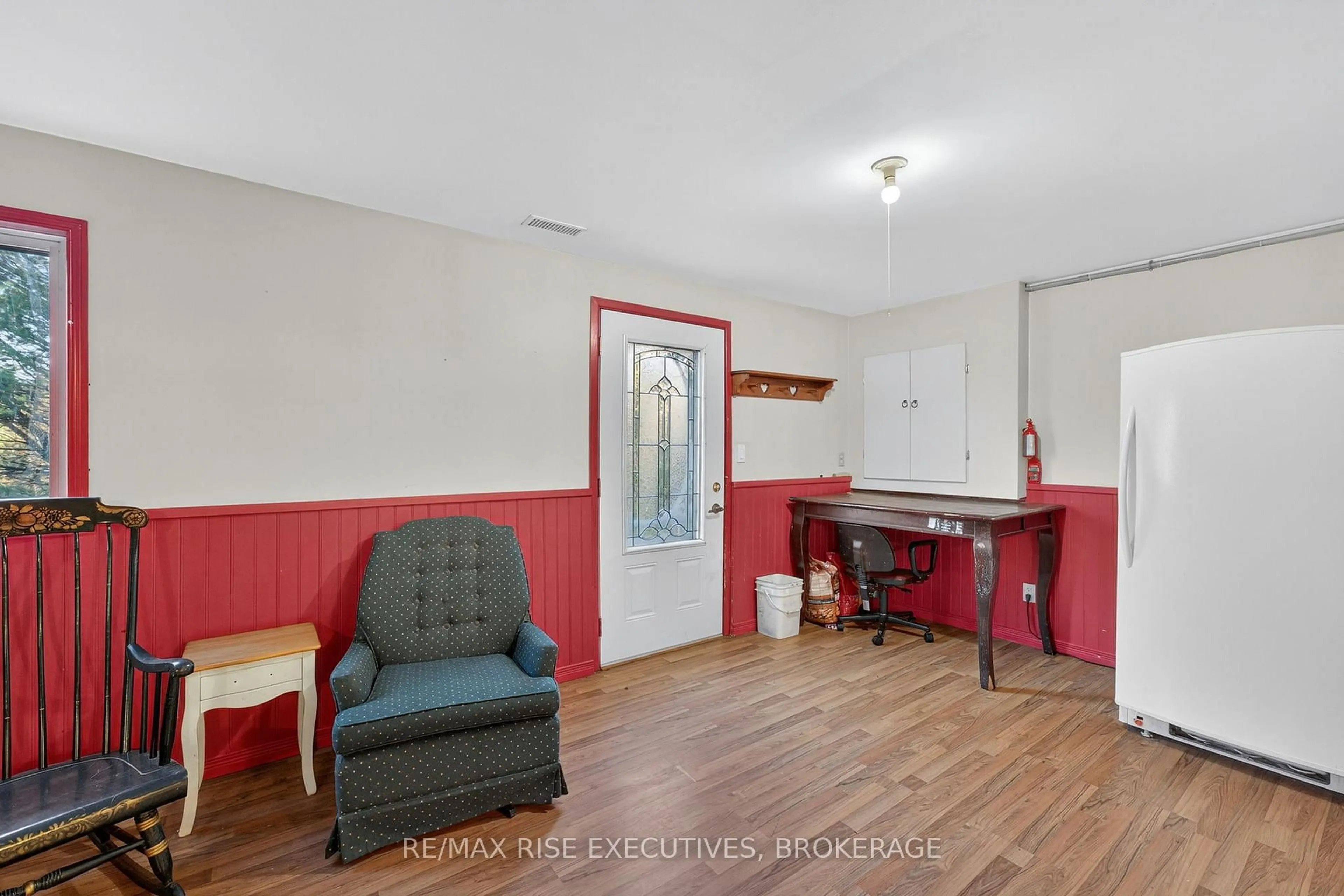 A pic of a room for 543 James Wilson Rd, Hartington Ontario K0H 1W0