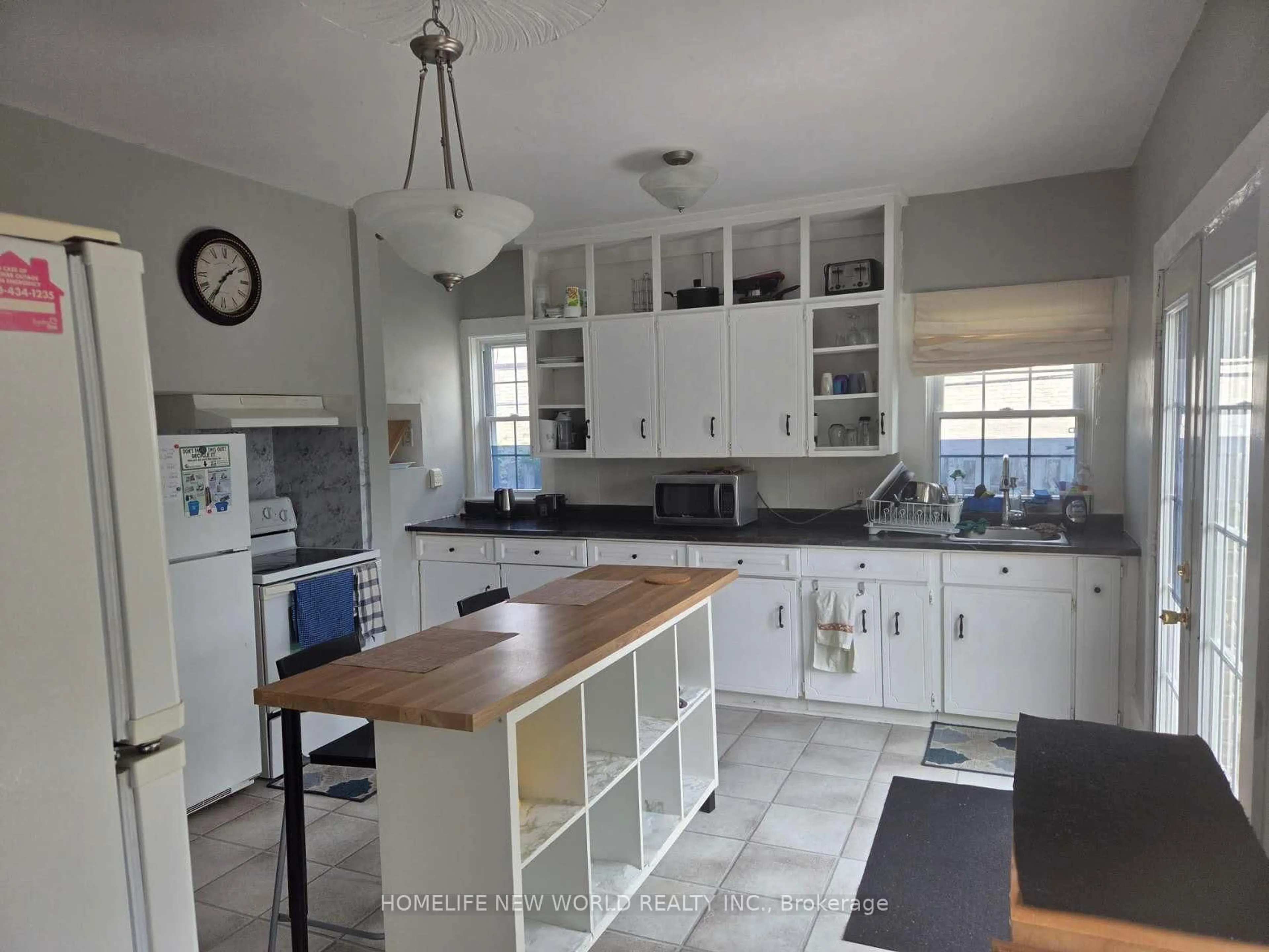 Open concept kitchen, ceramic/tile floor for 19 Flindall St, Quinte West Ontario K8V 3E2