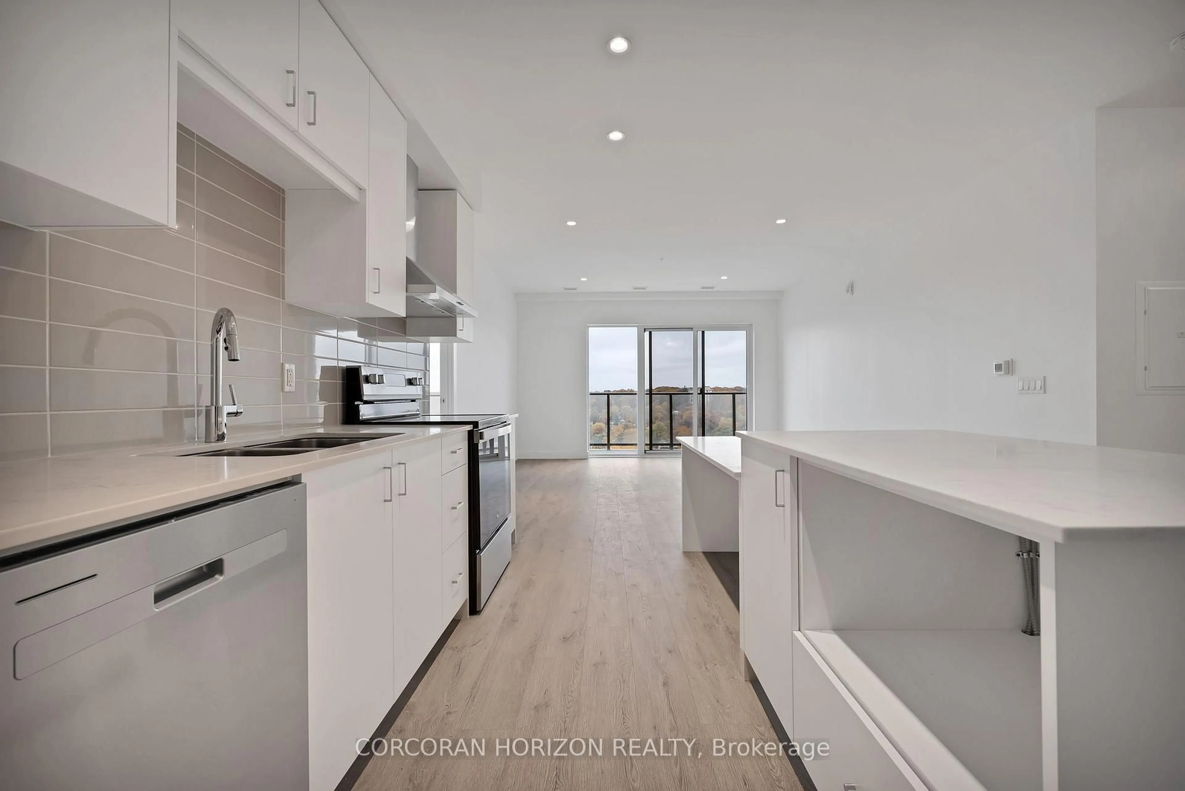 Open concept kitchen, unknown for 15 Glebe St #1904, Cambridge Ontario N1S 0C3