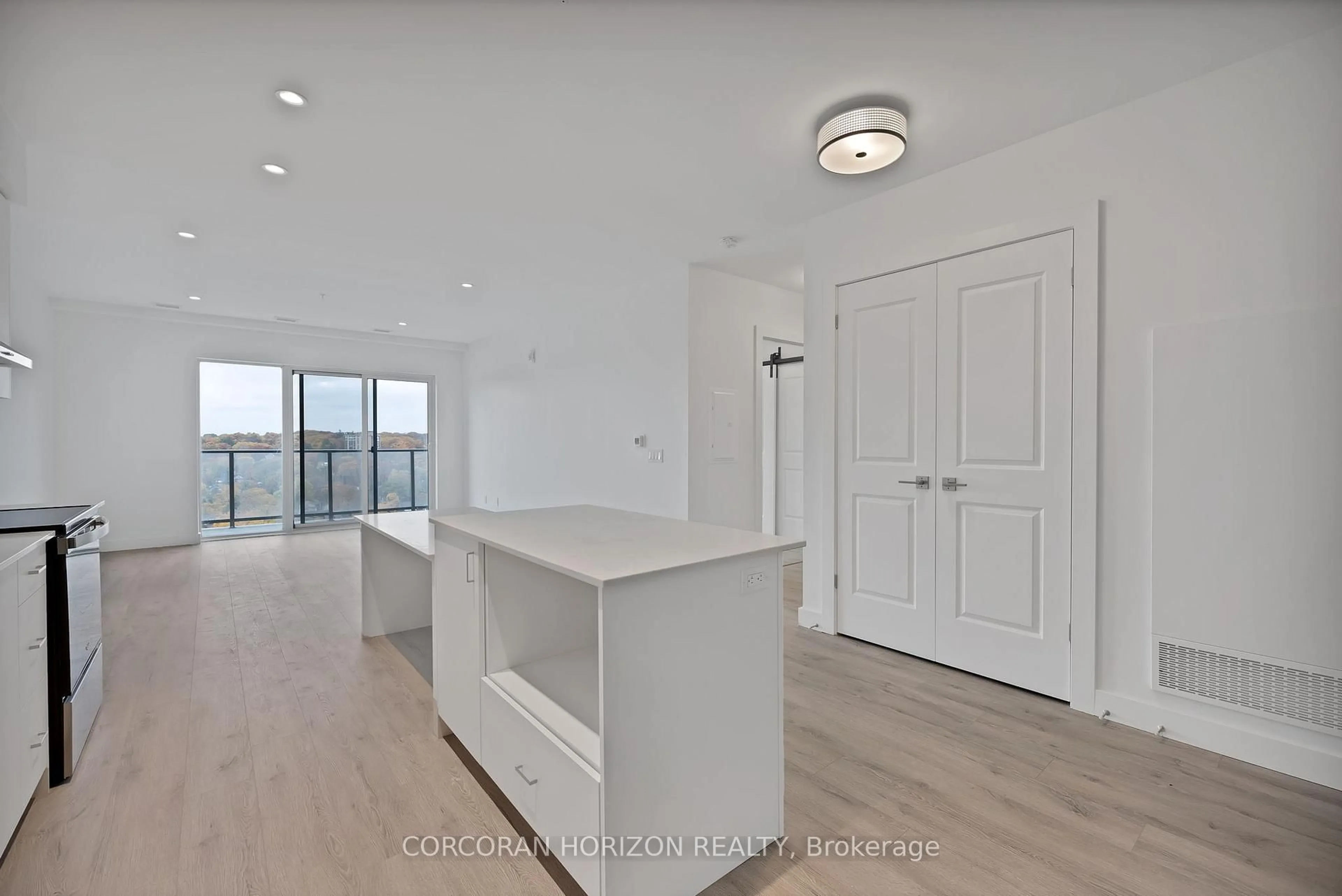 Open concept kitchen, unknown for 15 Glebe St #1904, Cambridge Ontario N1S 0C3