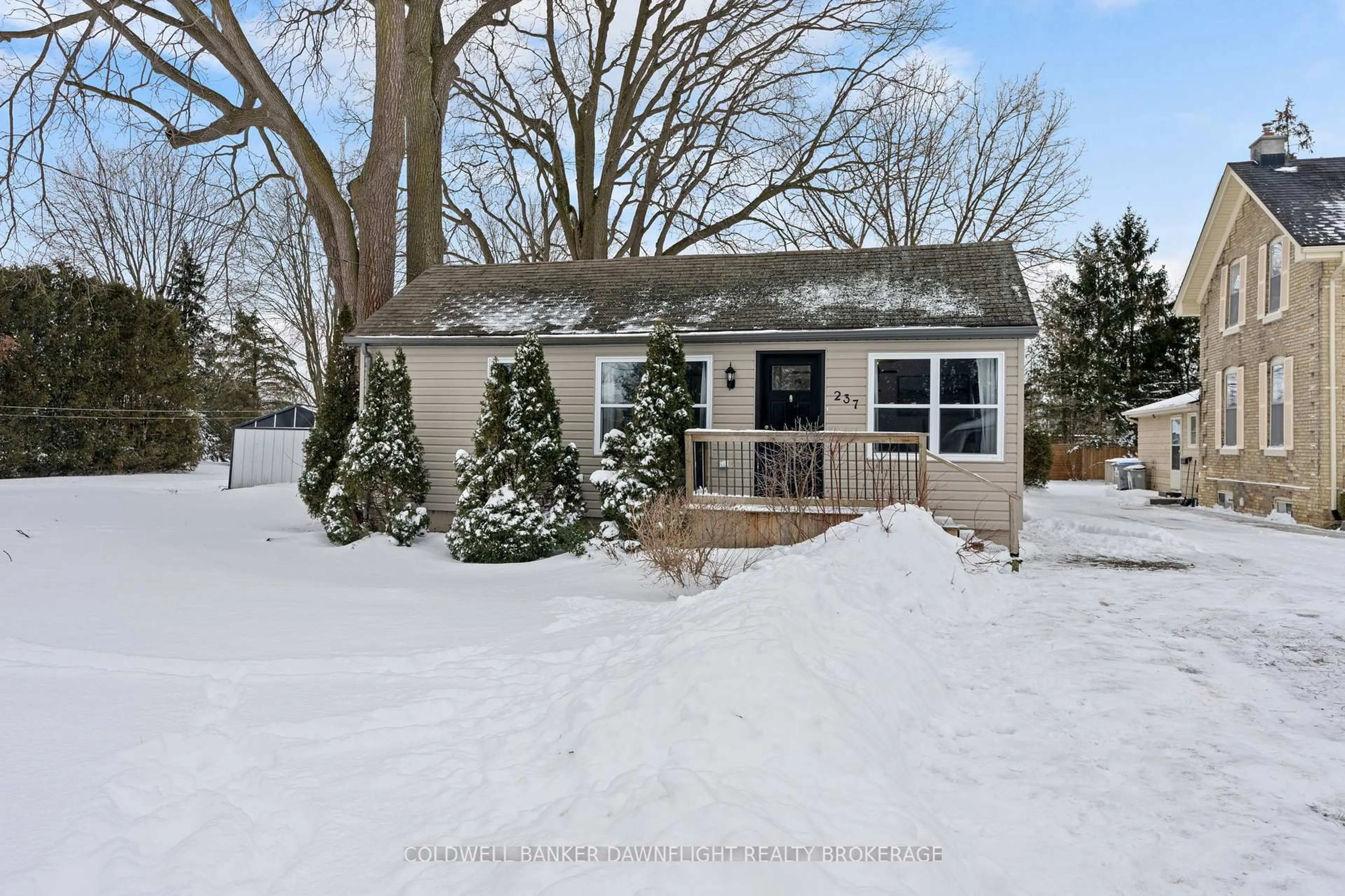 Shed for 237 HURON St, South Huron Ontario N0M 1S2