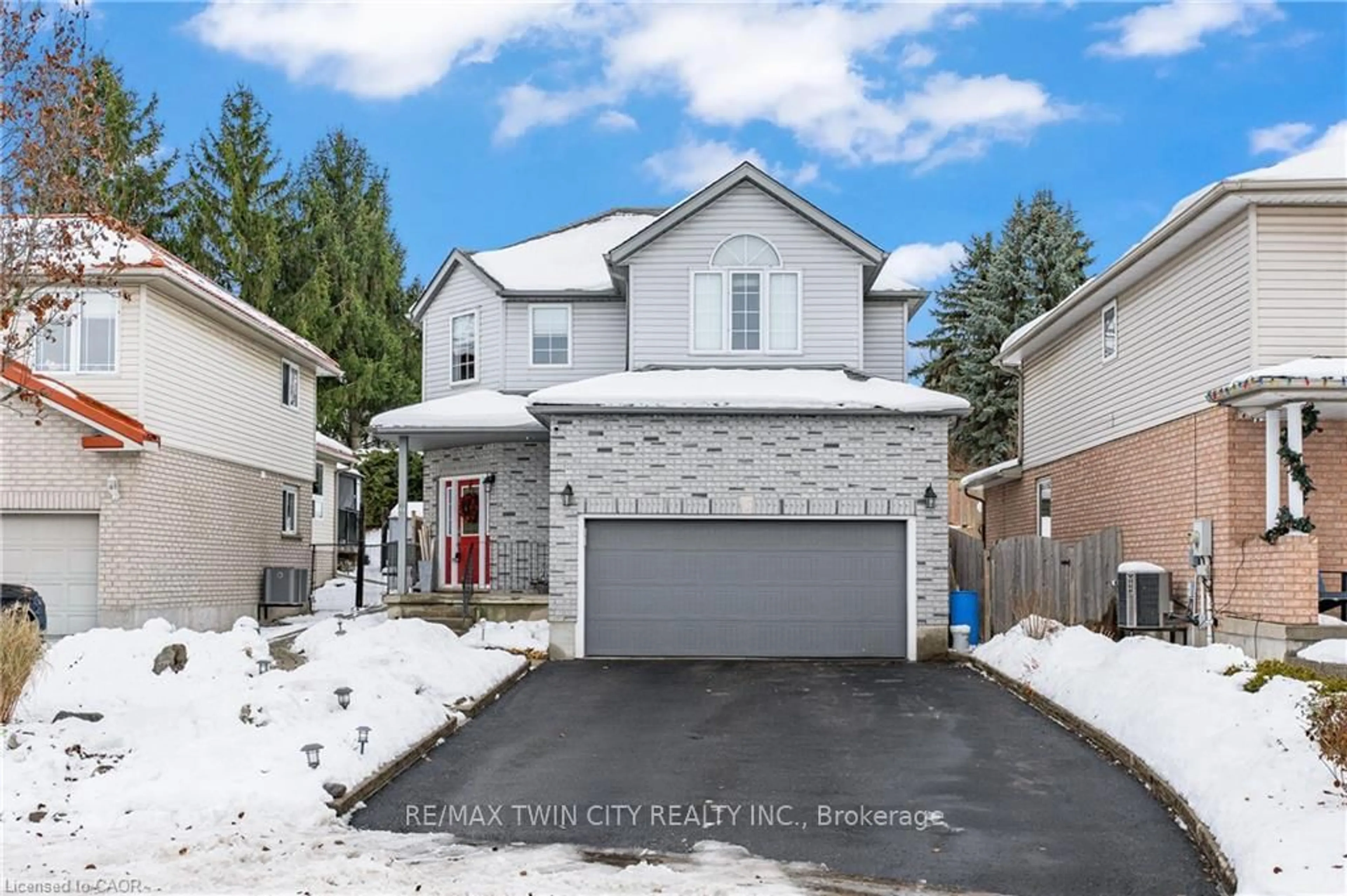 Unknown for 44 Dineen Crt, Kitchener Ontario N2B 3X3