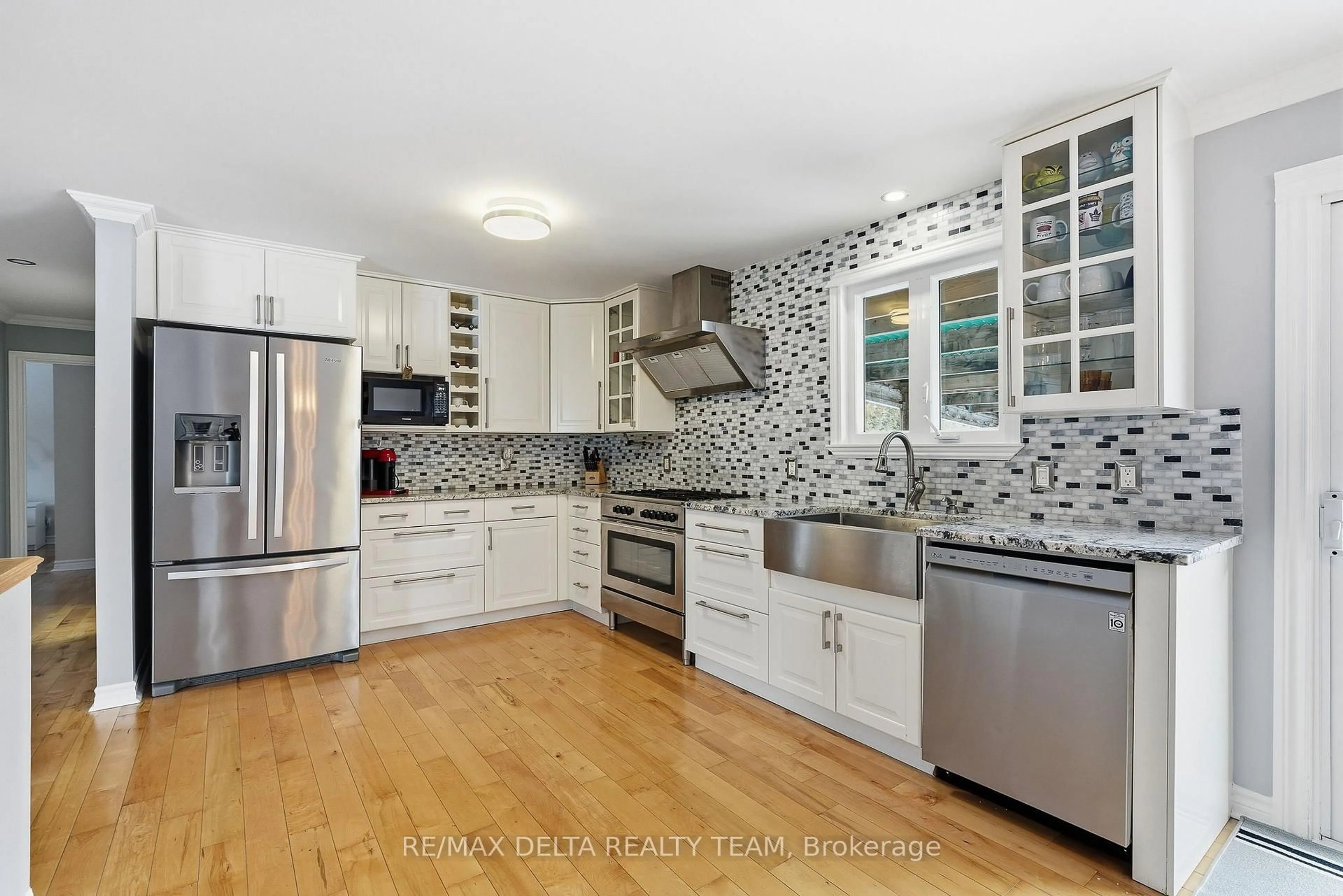 Contemporary kitchen, ceramic/tile floor for 124 Forest Lane, The Nation Ontario K0A 1W0