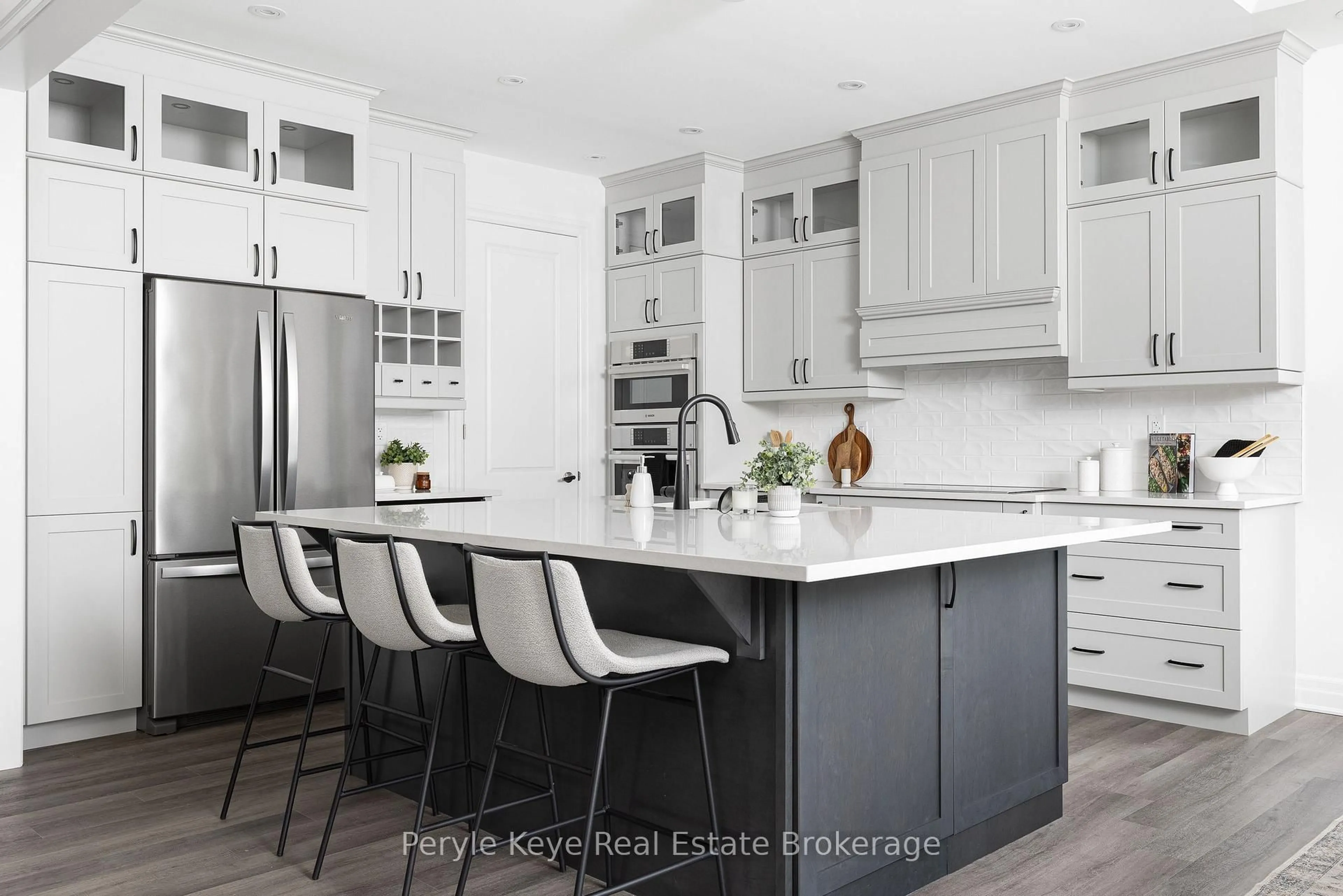 Open concept kitchen, unknown for 30 Dyer Cres, Bracebridge Ontario P1L 0N4