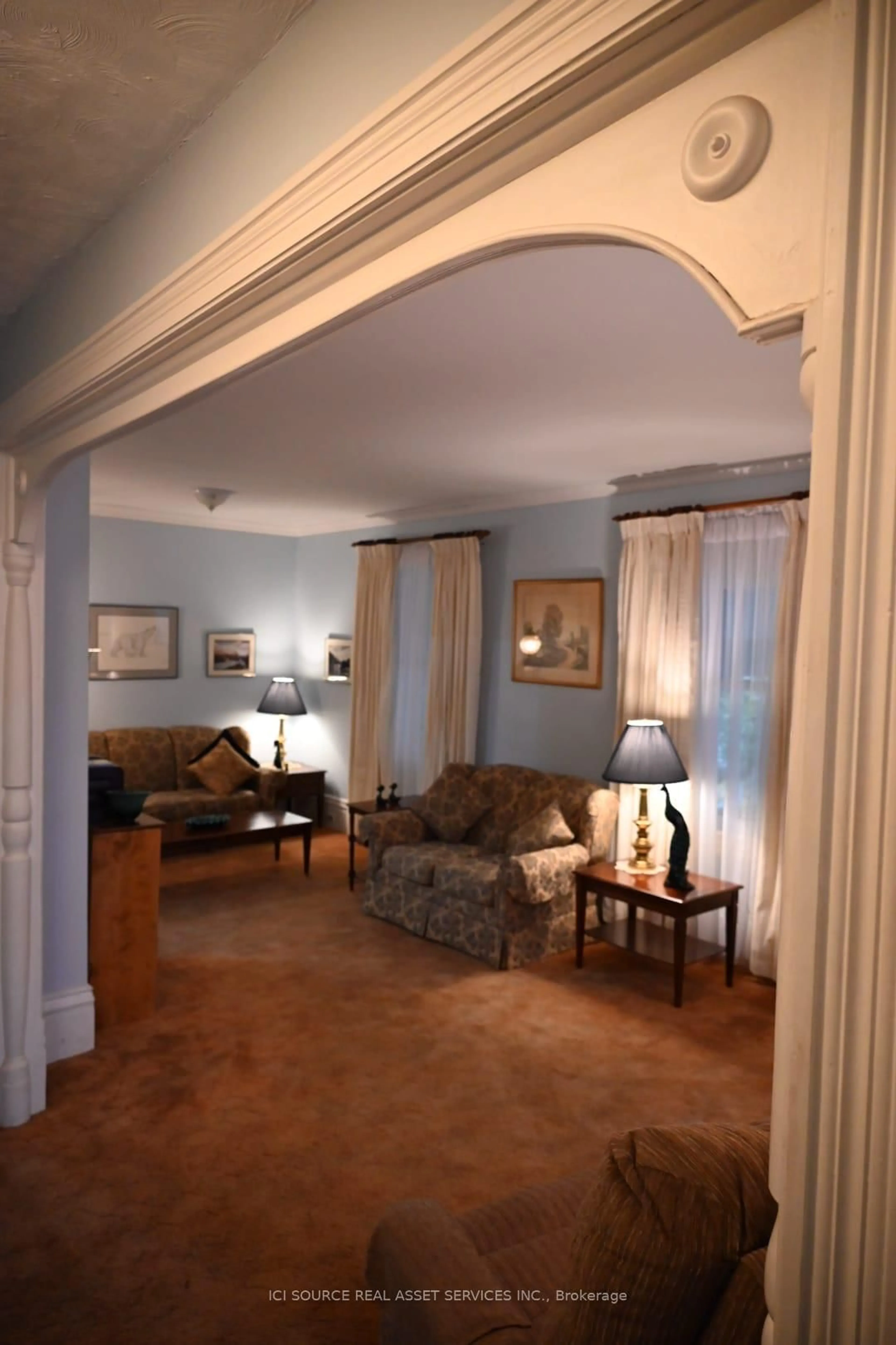 Unknown for 11 Peter St, North Glengarry Ontario K0C 1T0