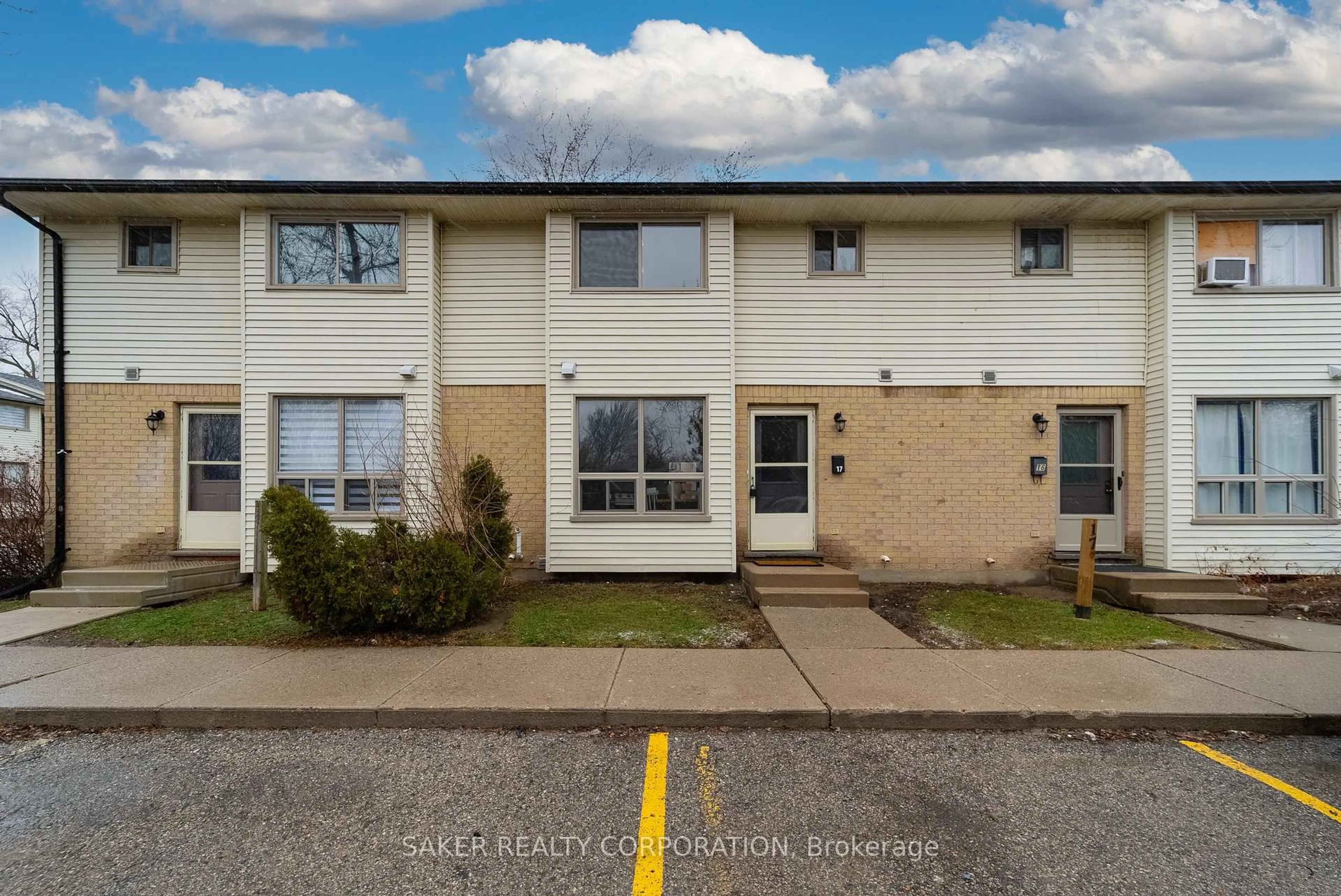A pic from outside/outdoor area/front of a property/back of a property/a pic from drone, street for 135 Belmont Dr #17, London South Ontario N6J 4J3