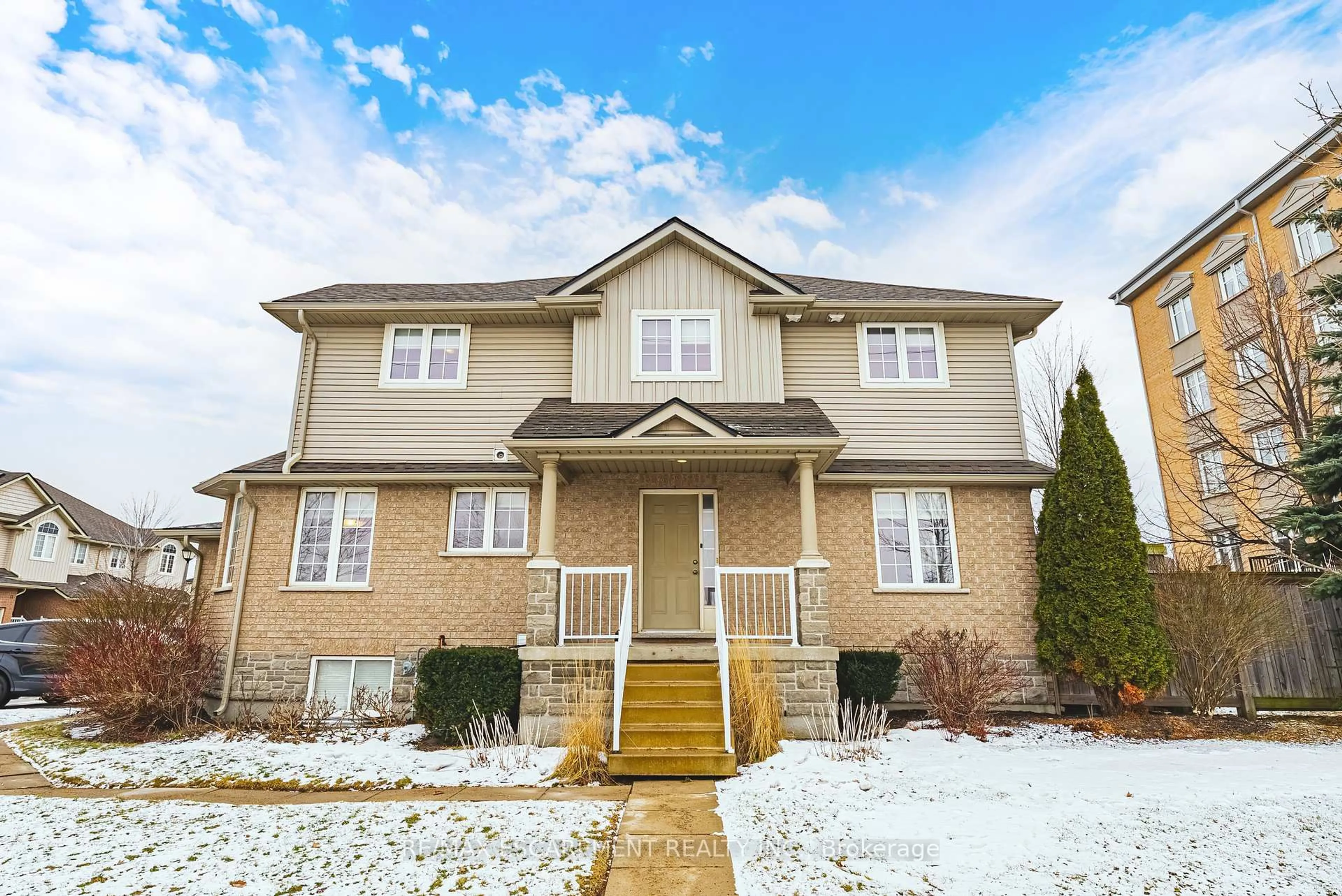 Home with brick exterior material, unknown for 361 Arkell Rd #1, Guelph Ontario N1L 1E5