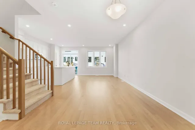 955 Locomotion Lane, Kanata 3