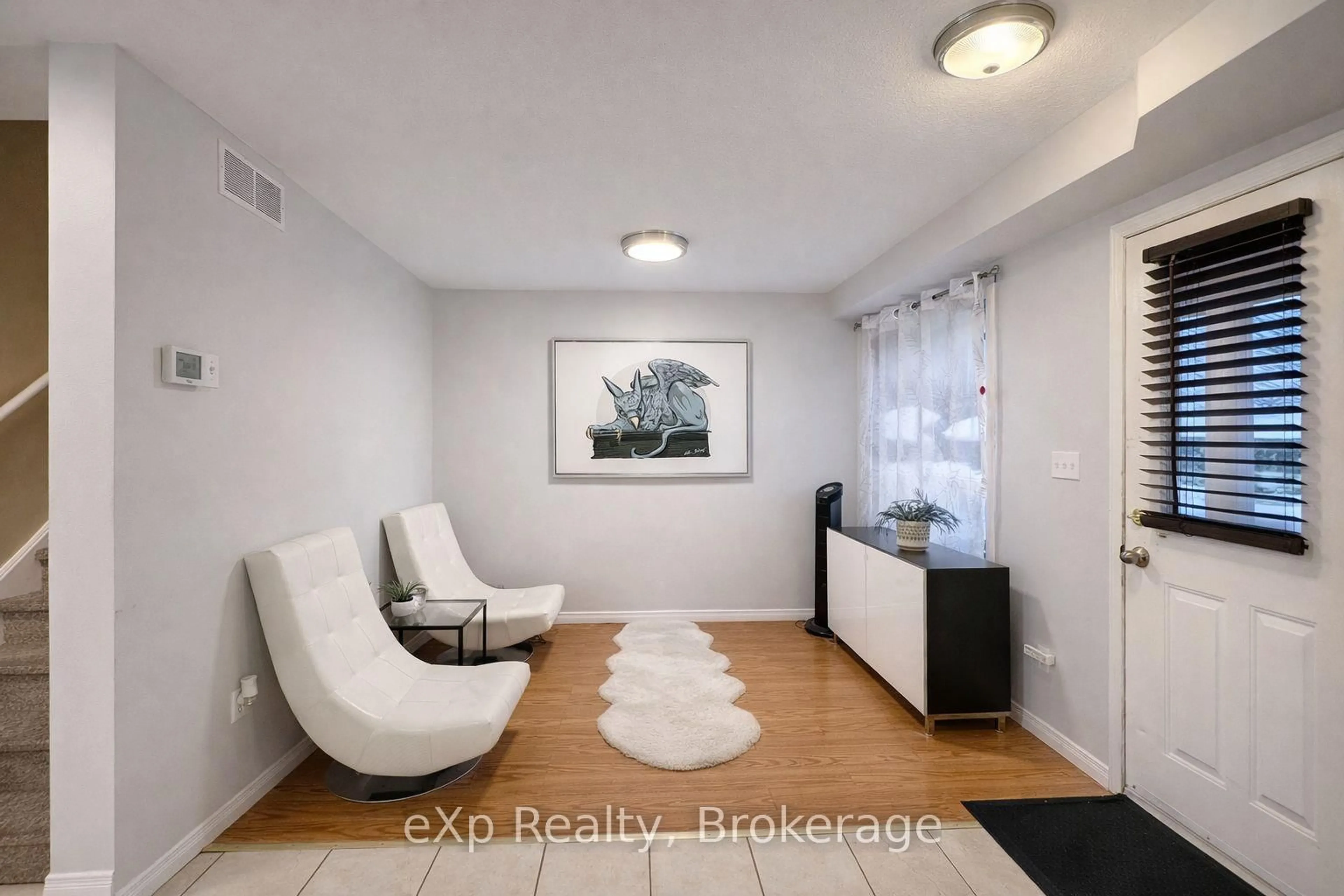 A pic of a room for 142 York Rd #5, Guelph Ontario N1E 3E9