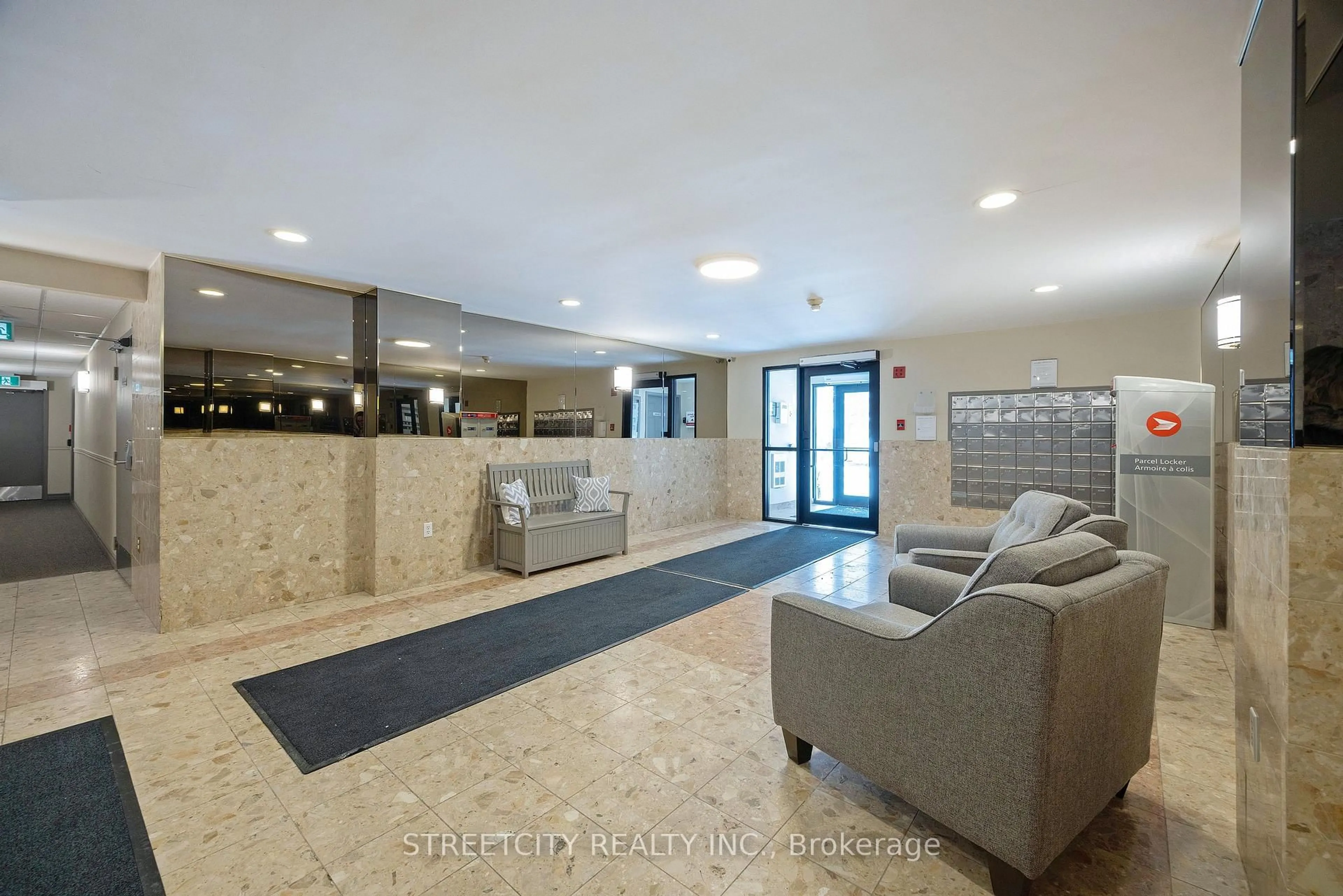 Lobby for 333 Commissioners Rd #407, London South Ontario N6J 4X7
