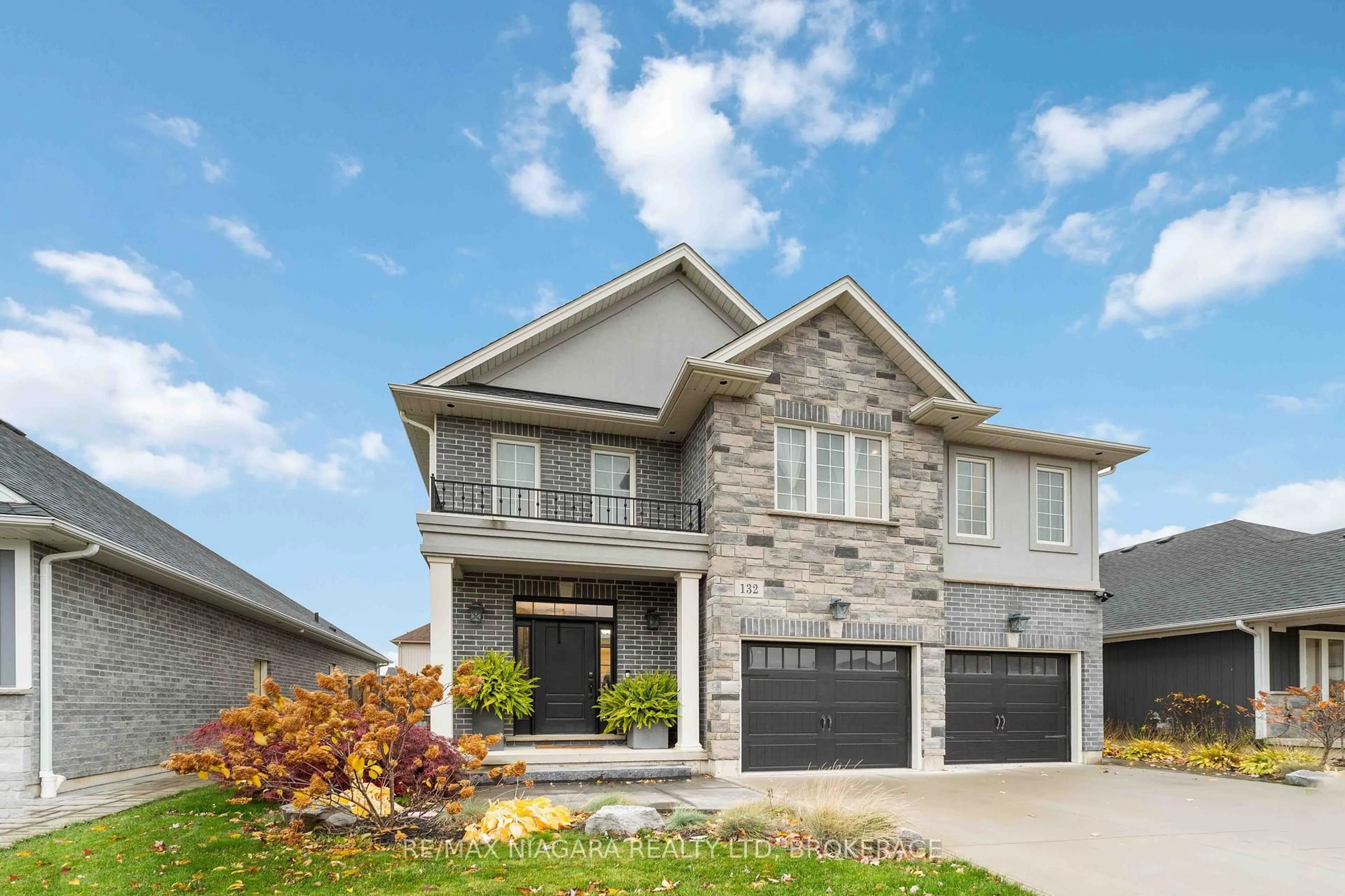 Home with brick exterior material, street for 132 Lametti Dr, Pelham Ontario L0S 1E6