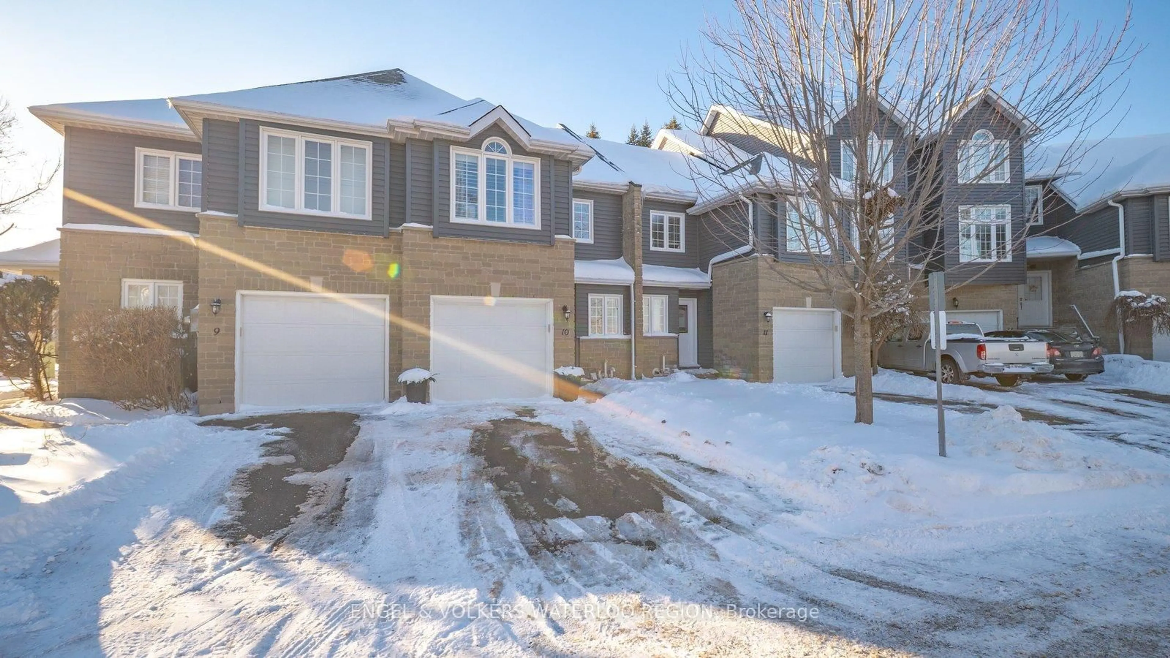 A pic from outside/outdoor area/front of a property/back of a property/a pic from drone, street for 199 Saginaw Pkwy #10, Cambridge Ontario N1T 1T9