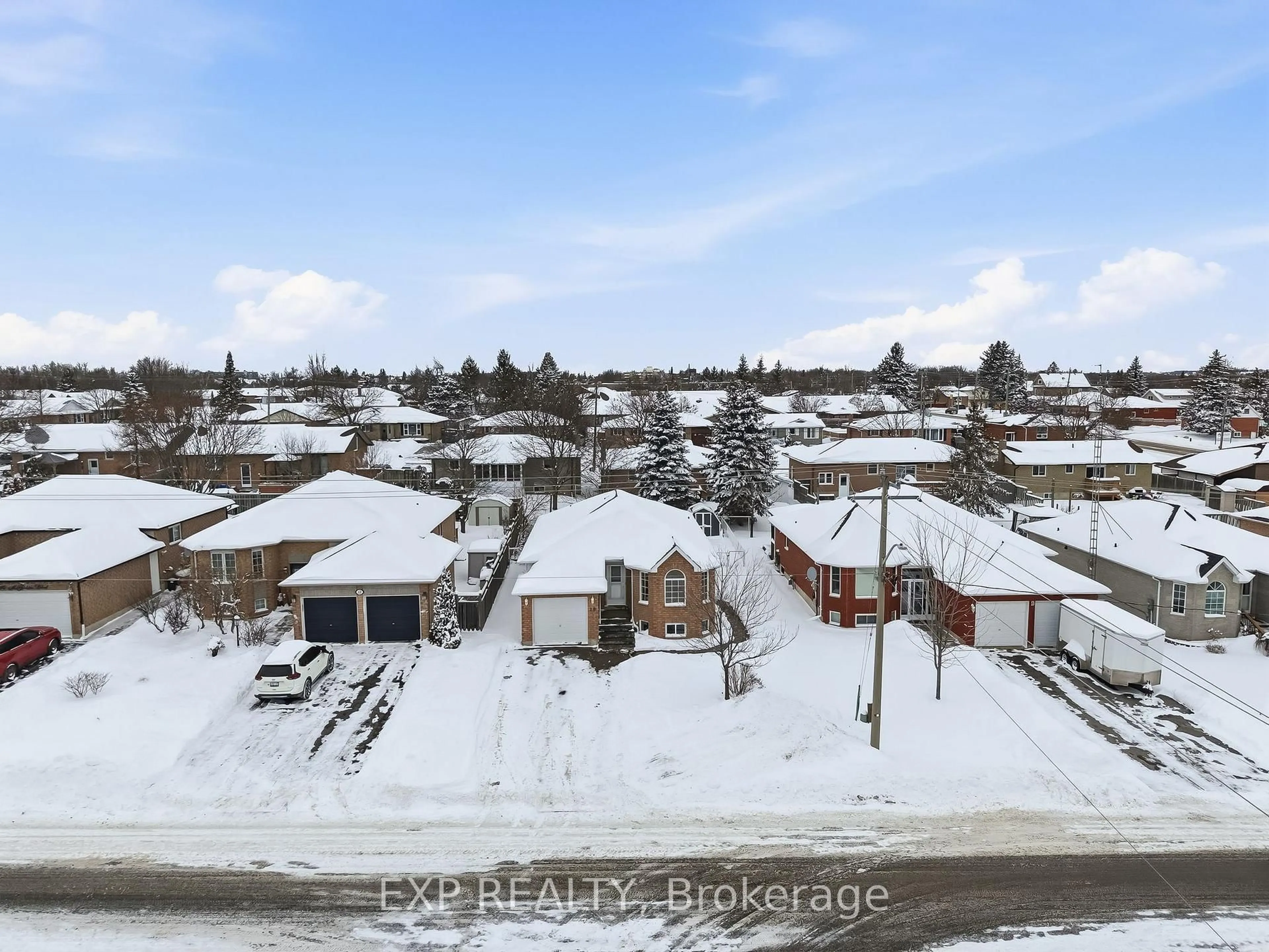 A pic from outside/outdoor area/front of a property/back of a property/a pic from drone, street for 10 Mcgibbon Blvd, Kawartha Lakes Ontario K9V 6G3