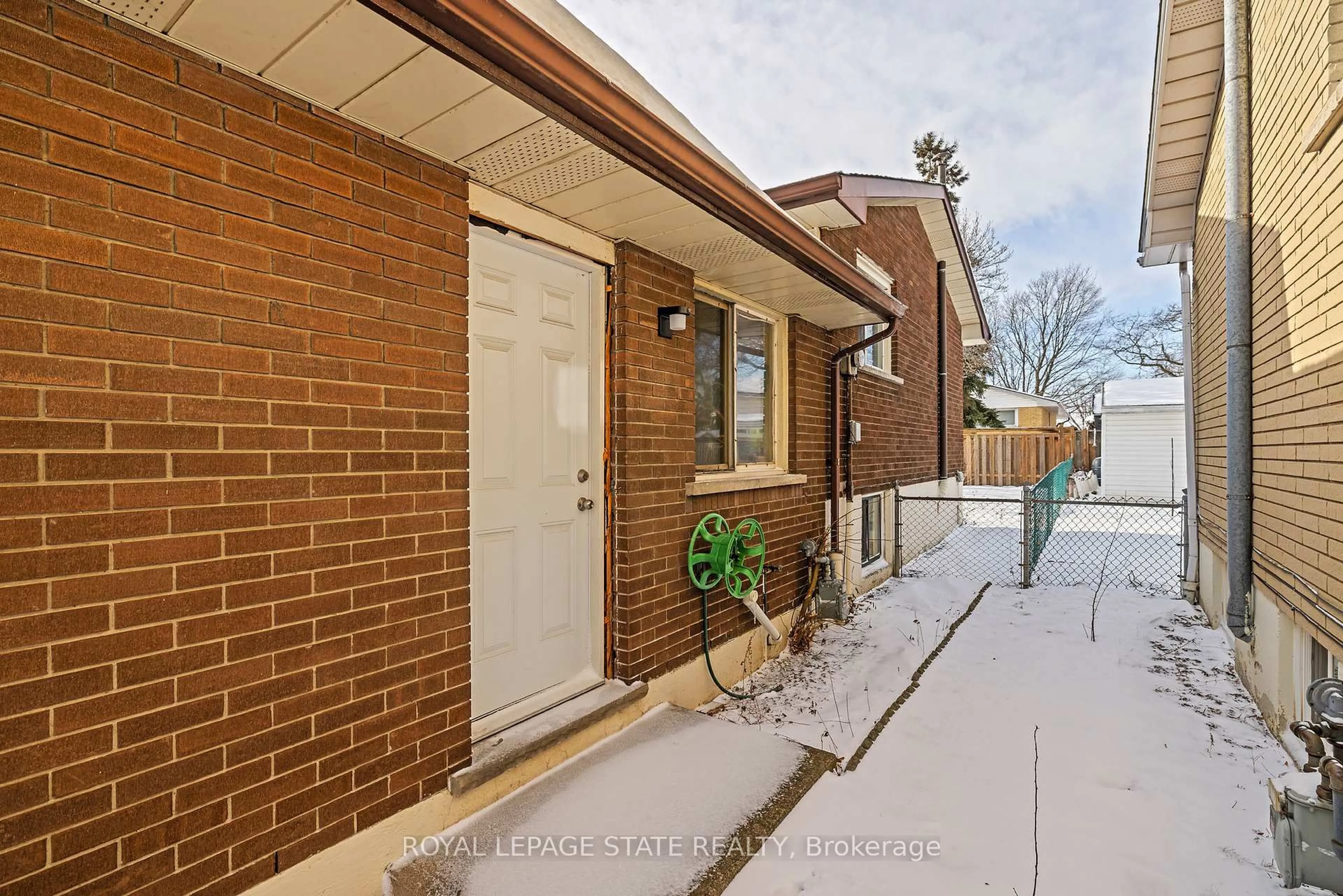Home with brick exterior material, street for 78 Cromwell Cres, Hamilton Ontario L8G 2G2