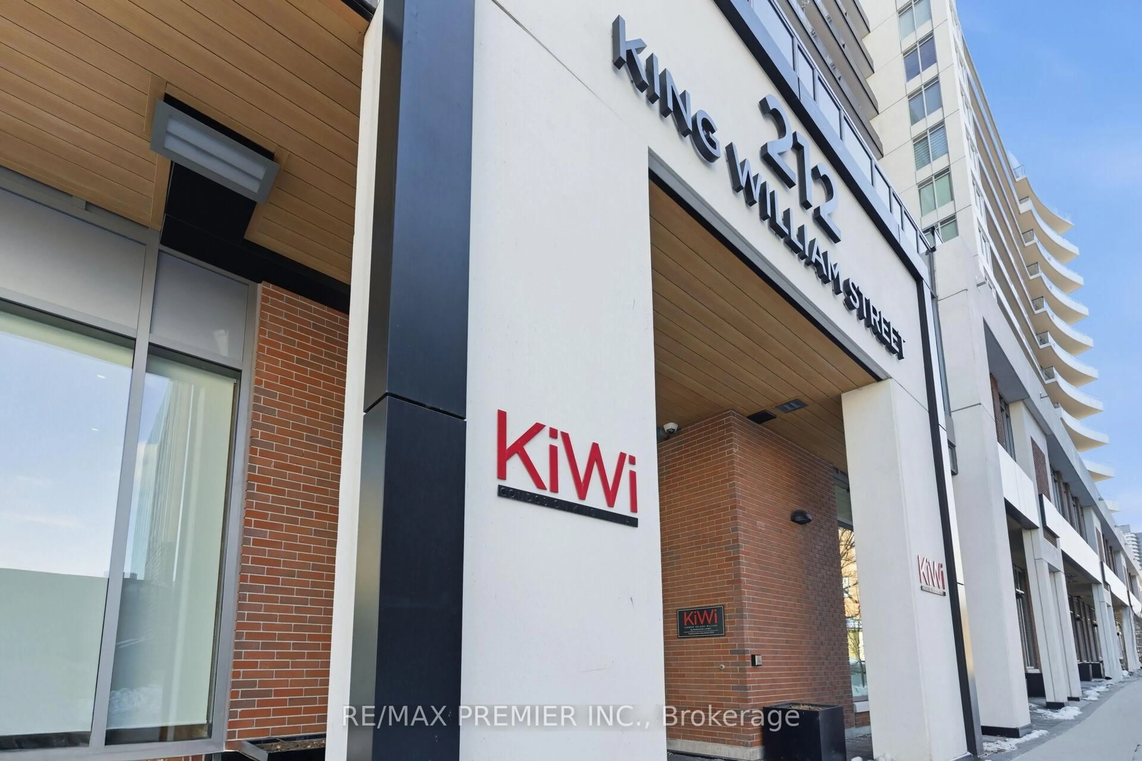 Unknown for 212 King William St #914, Hamilton Ontario L6R 3N9