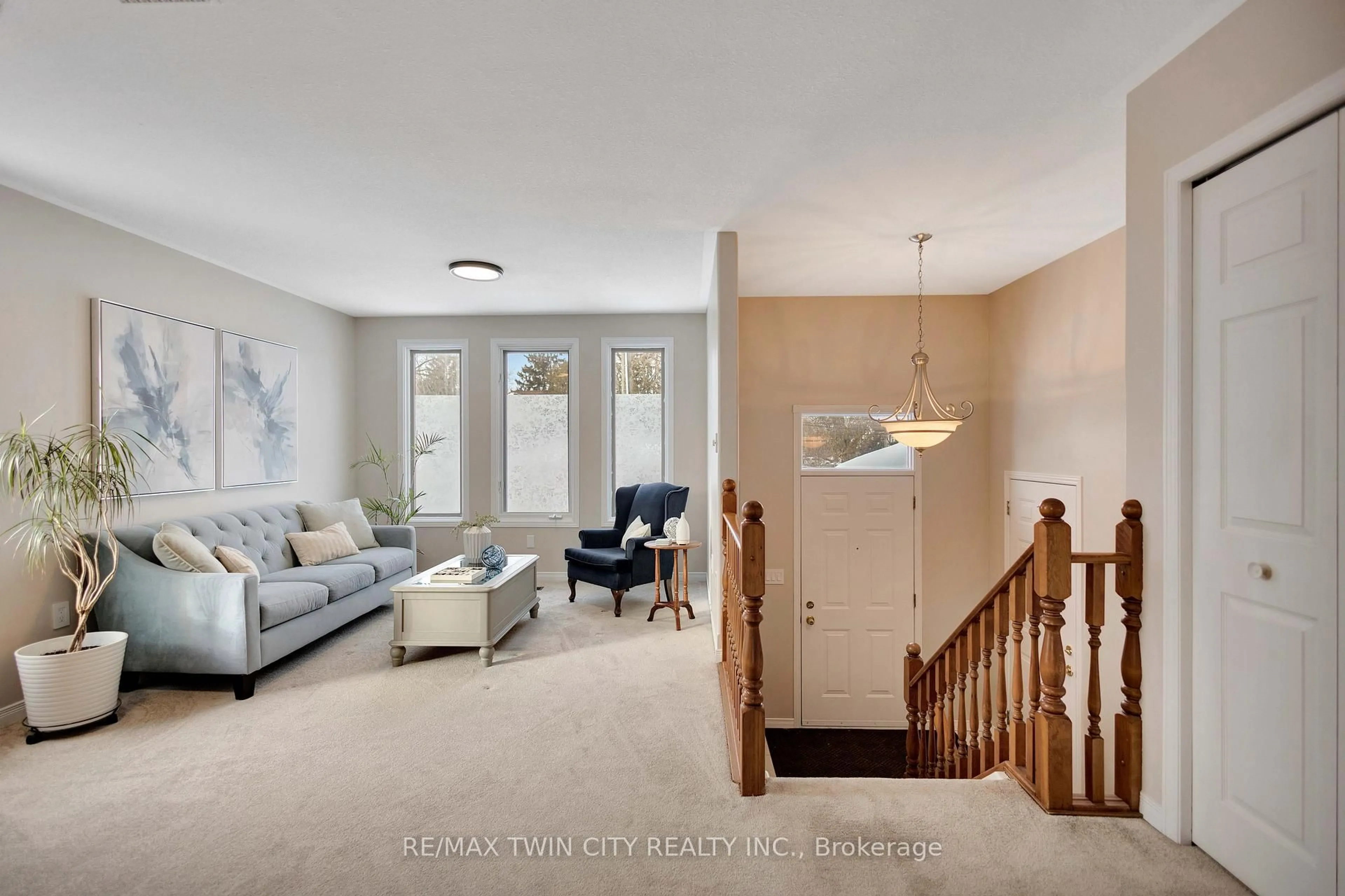 Unknown for 4 Baldwin Ave, Brantford Ontario N3S 1H5