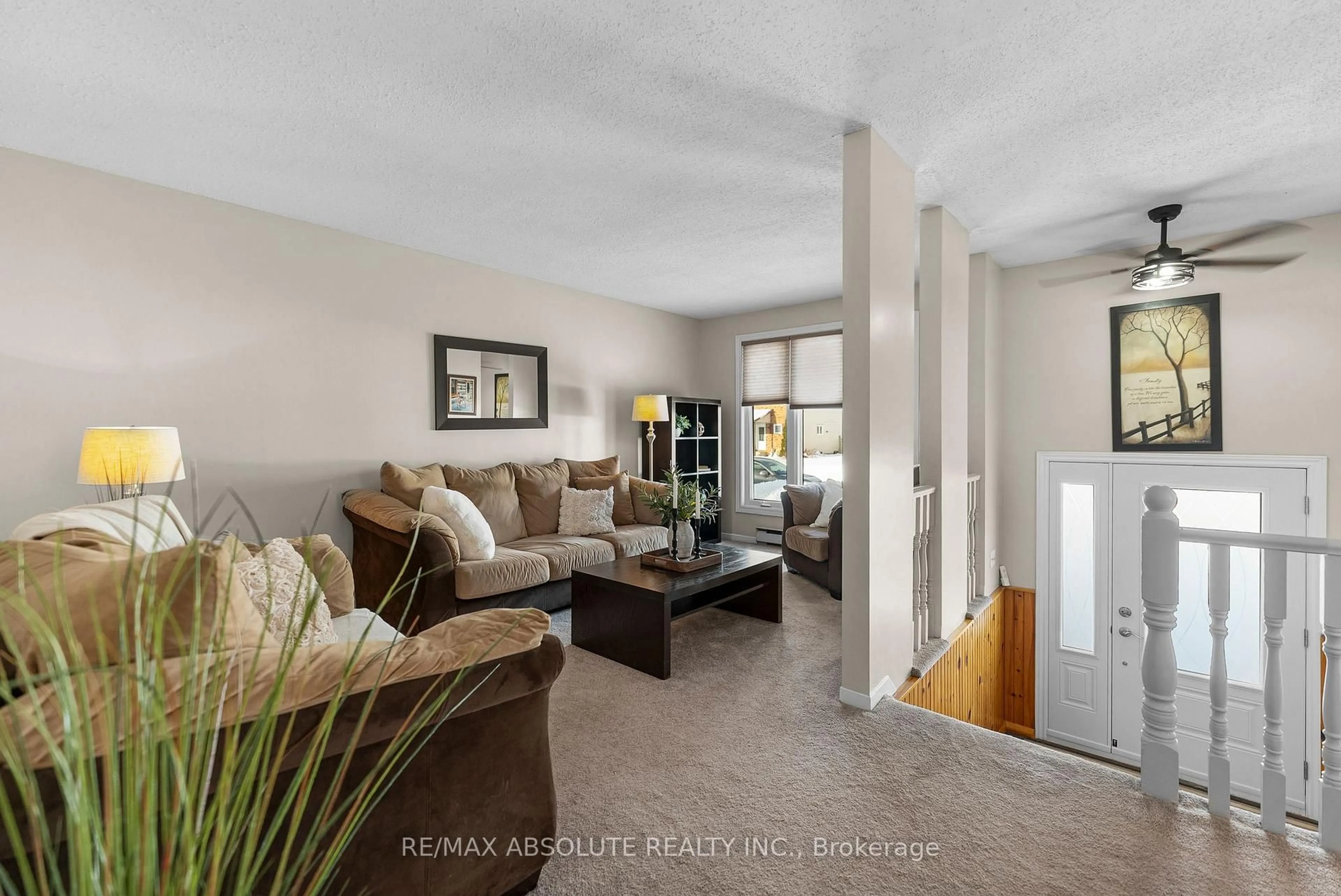 Living room with furniture, unknown for 95 Seventh Ave, Arnprior Ontario K7S 3G8