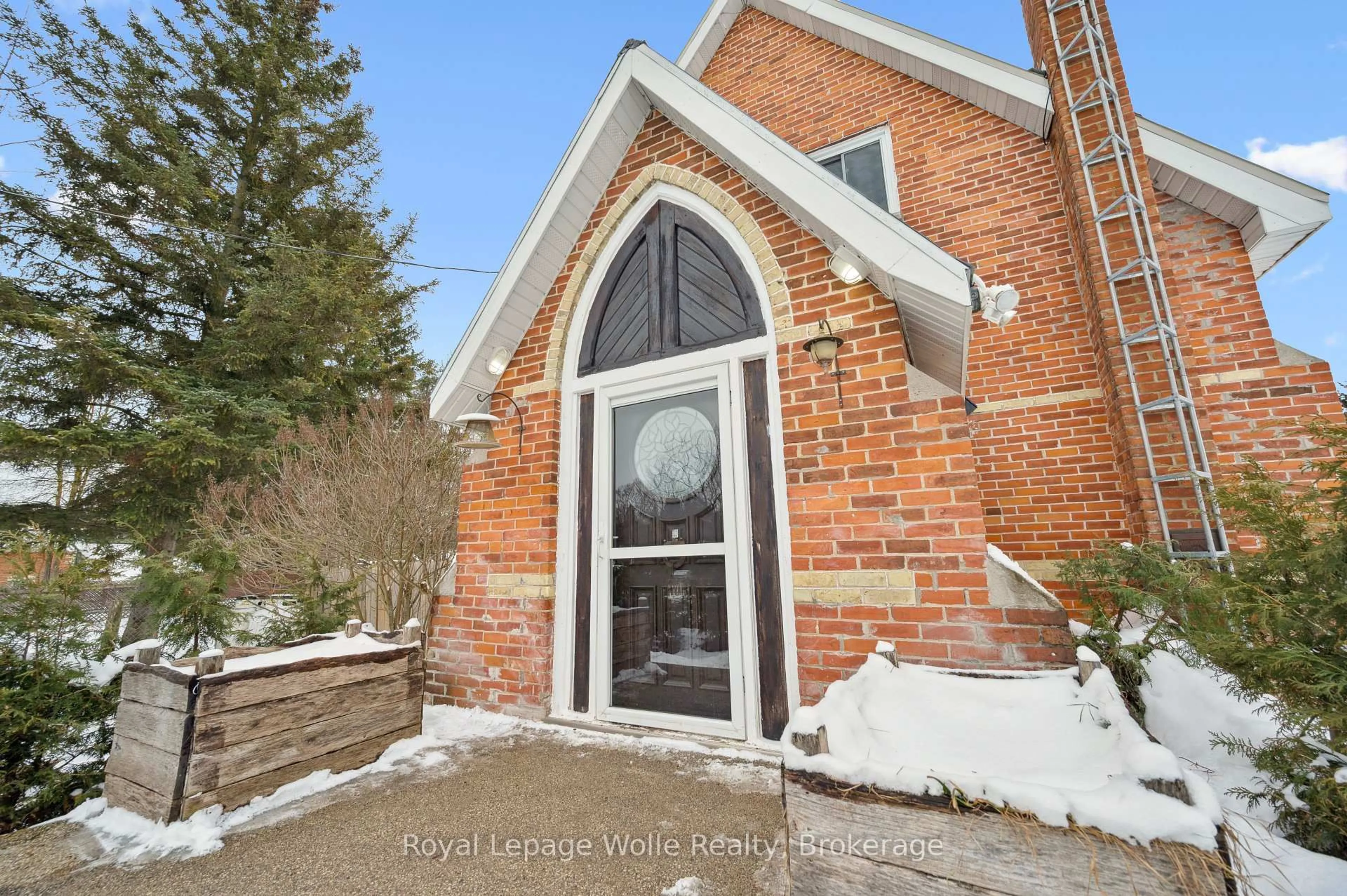 Home with brick exterior material, street for 8946 Wellington Road 16, Wellington North Ontario N0G 2E0