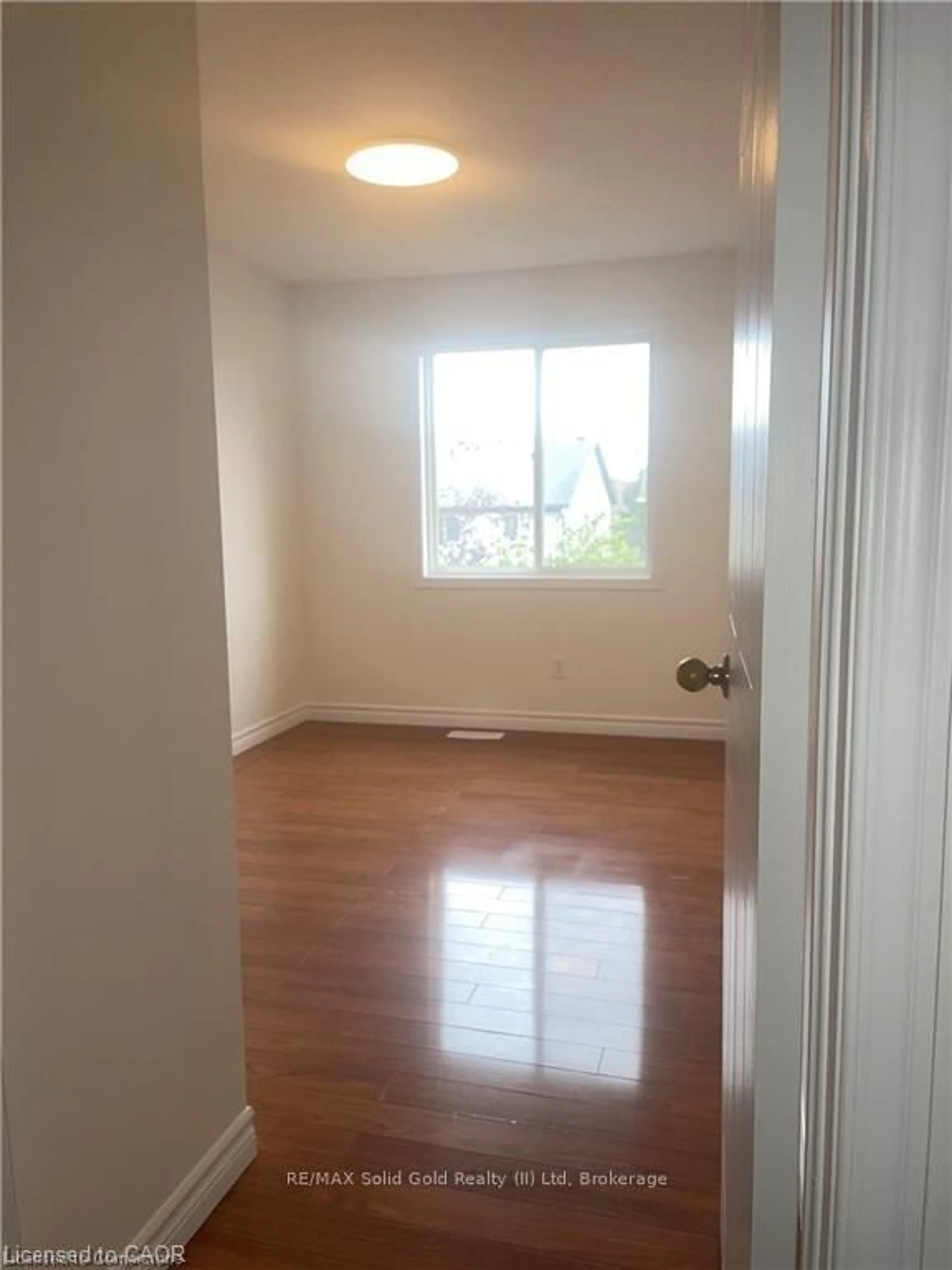 A pic of a room for 43 Big Springs Crt, Kitchener Ontario N2E 4H2