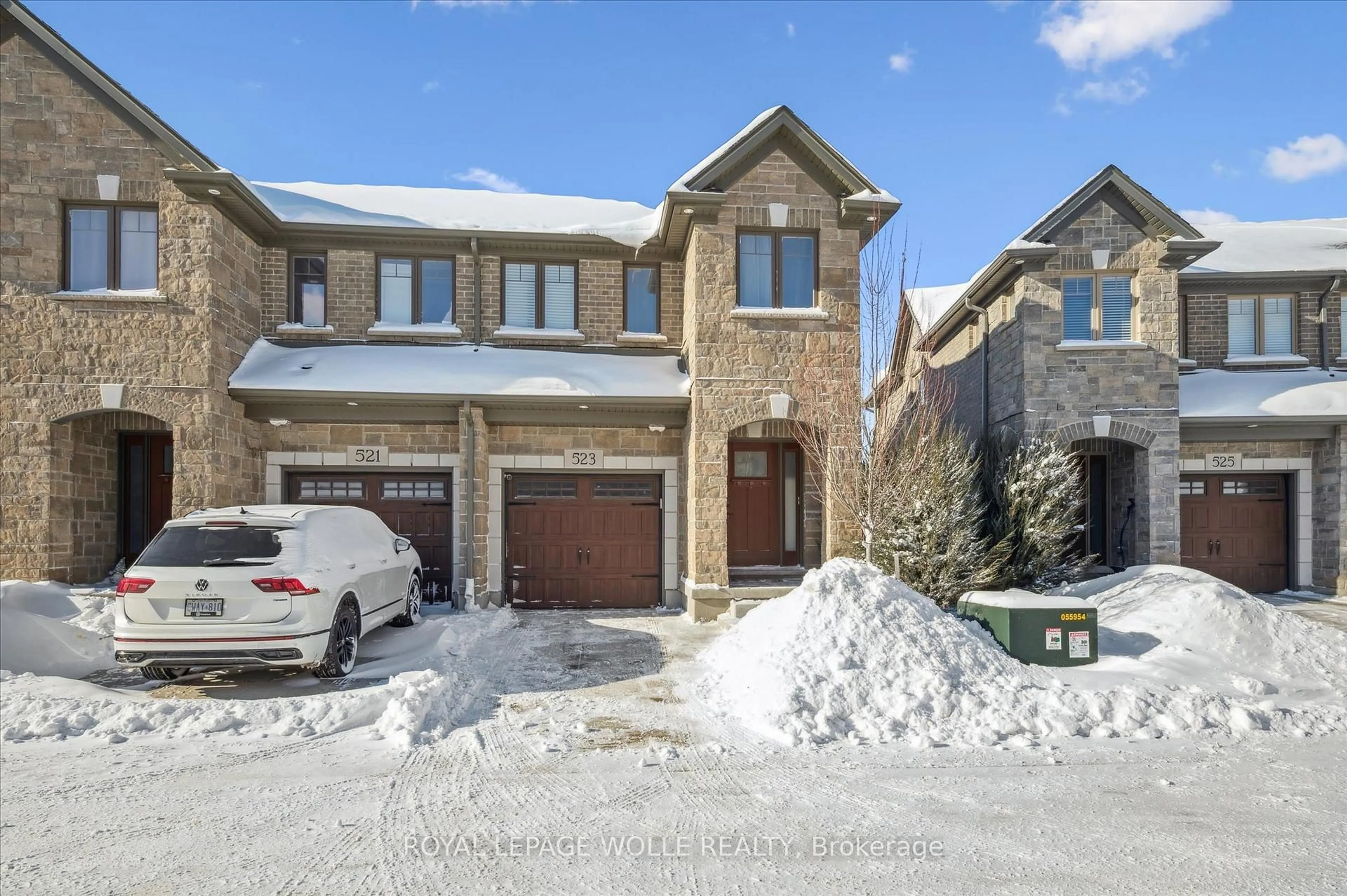 Unknown for 523 Hollybrook Cres, Kitchener Ontario N2R 0P1