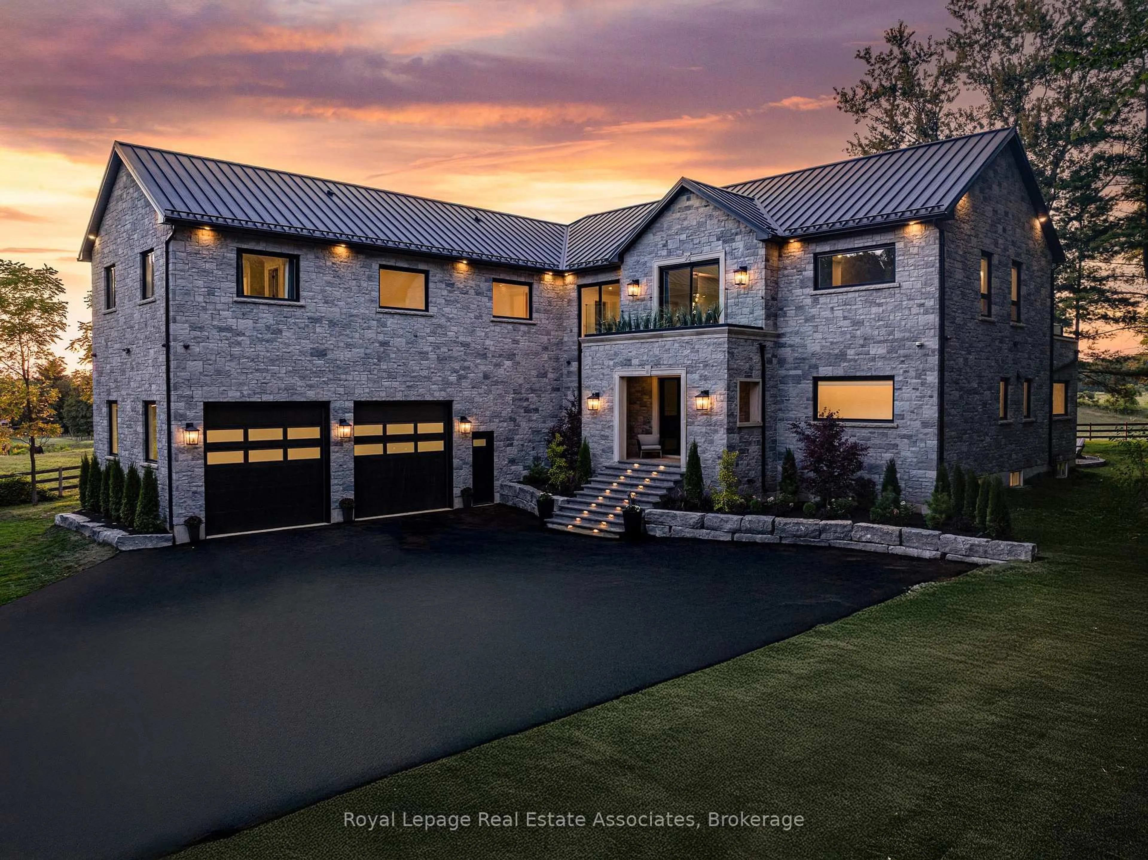 Home with brick exterior material, street for 1067 Jerseyville Rd, Hamilton Ontario L0R 1R0