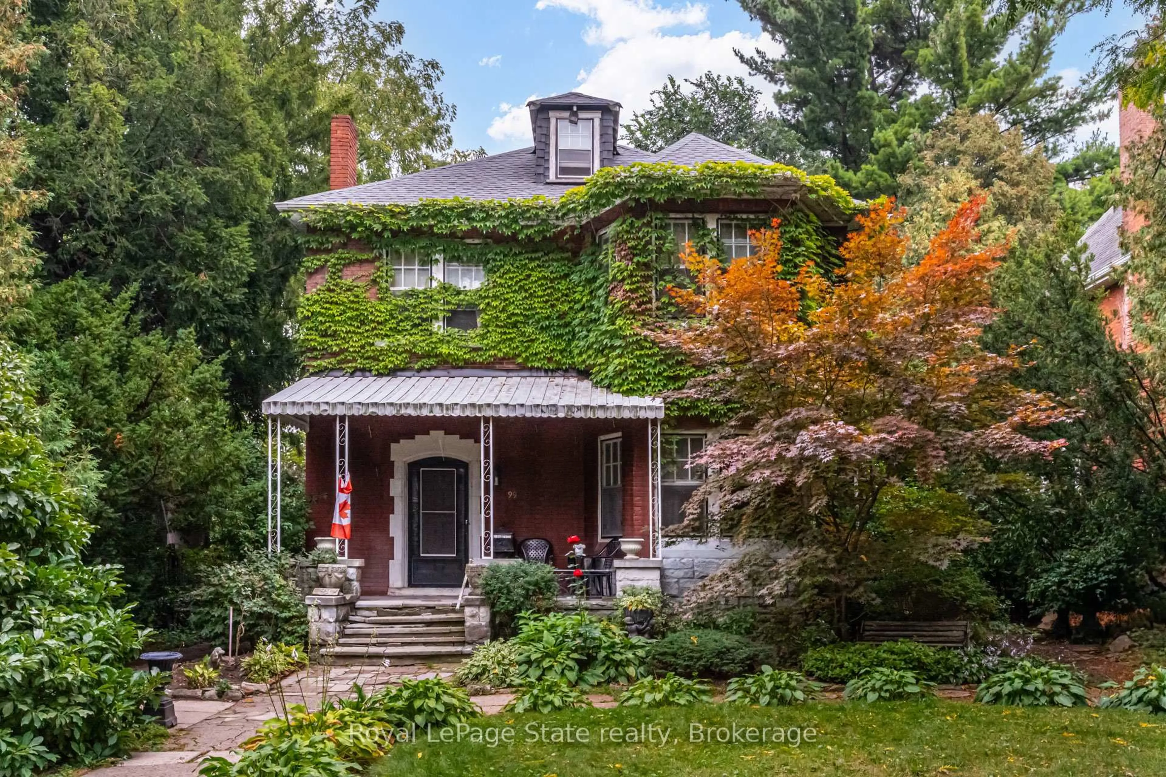 Home with brick exterior material, street for 99 Blake St, Hamilton Ontario L8M 2S7