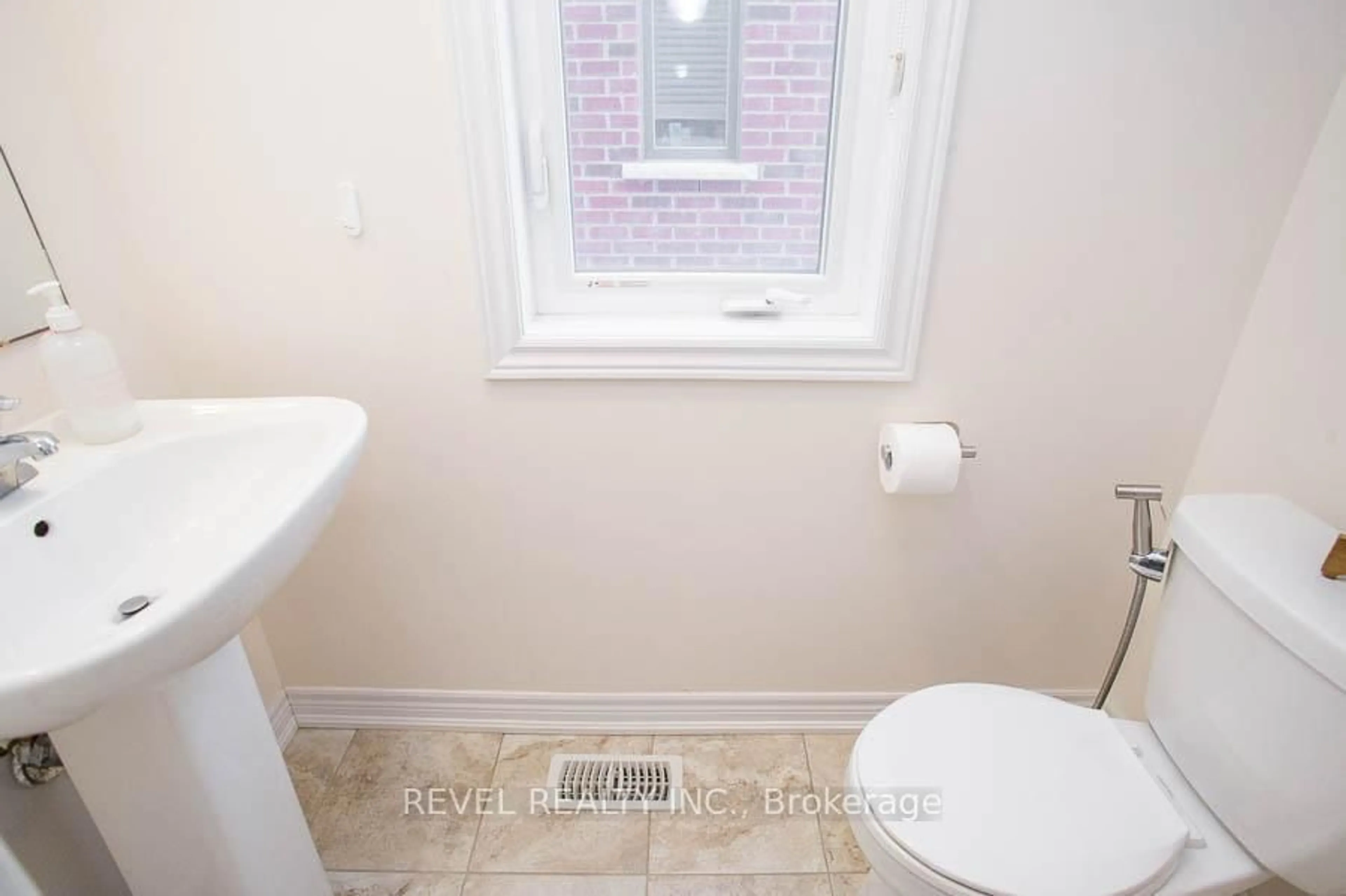 A pic of a room for 77 Diana Ave #49, Brantford Ontario N3T 0R6
