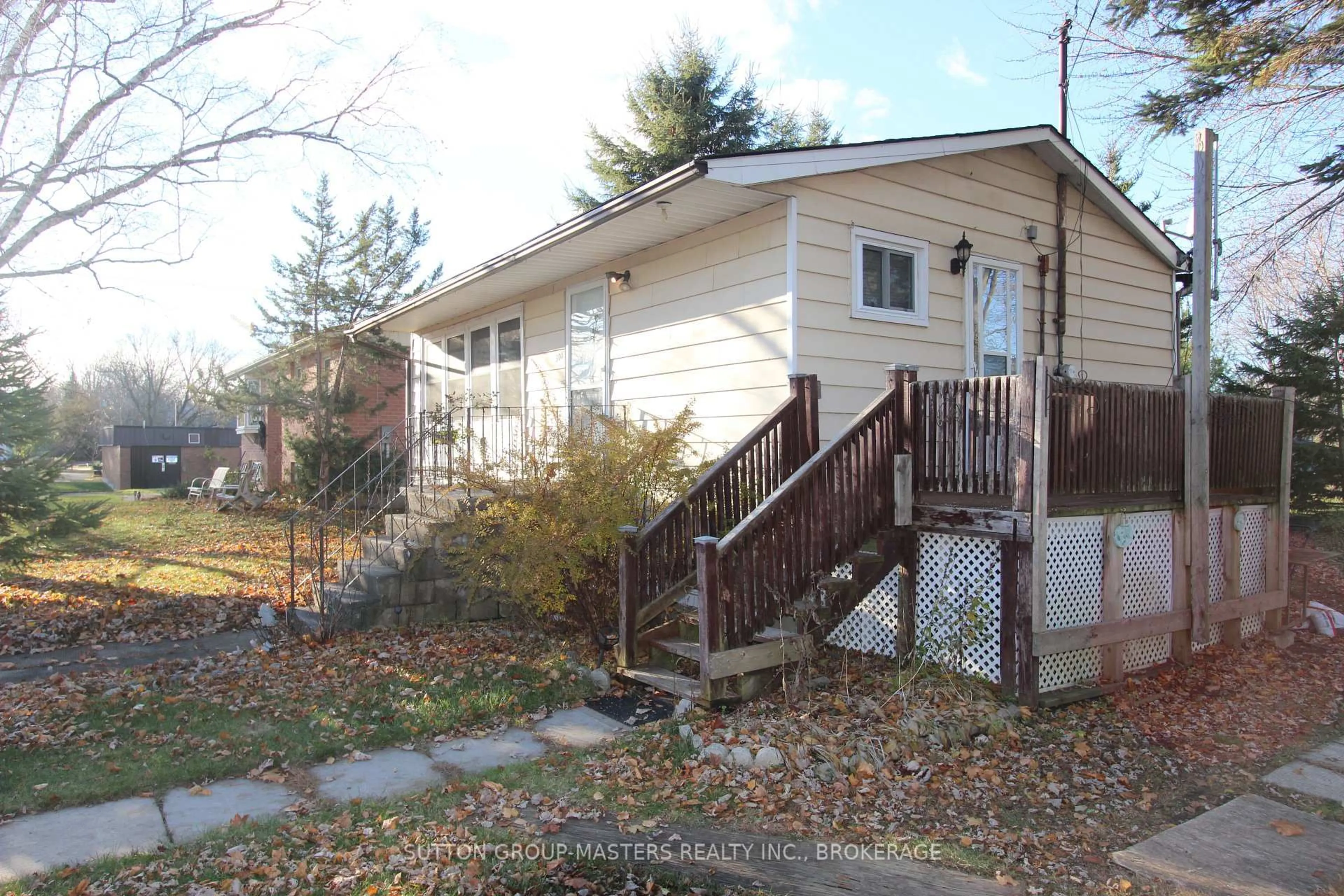 Unknown for 304 Main St, Bath Ontario K0H 1G0