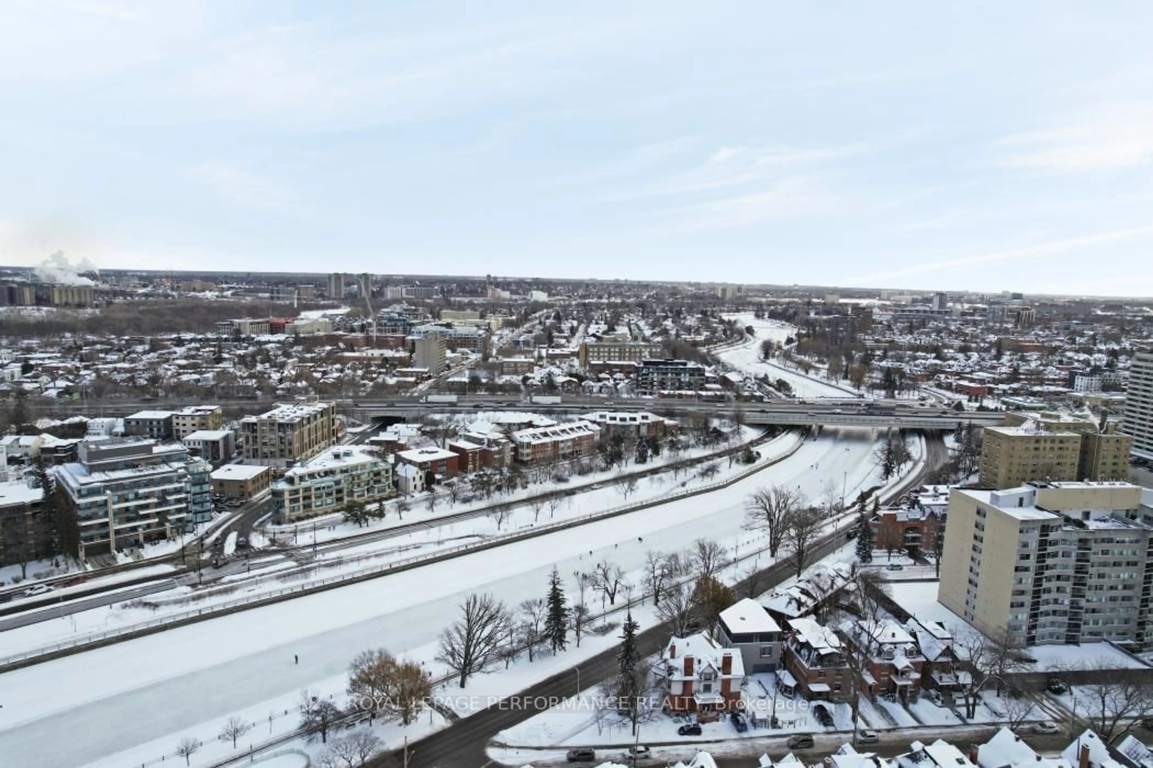 A pic from outside/outdoor area/front of a property/back of a property/a pic from drone, unknown for 142 Waverley St #2D, Ottawa Ontario K2P 0V4