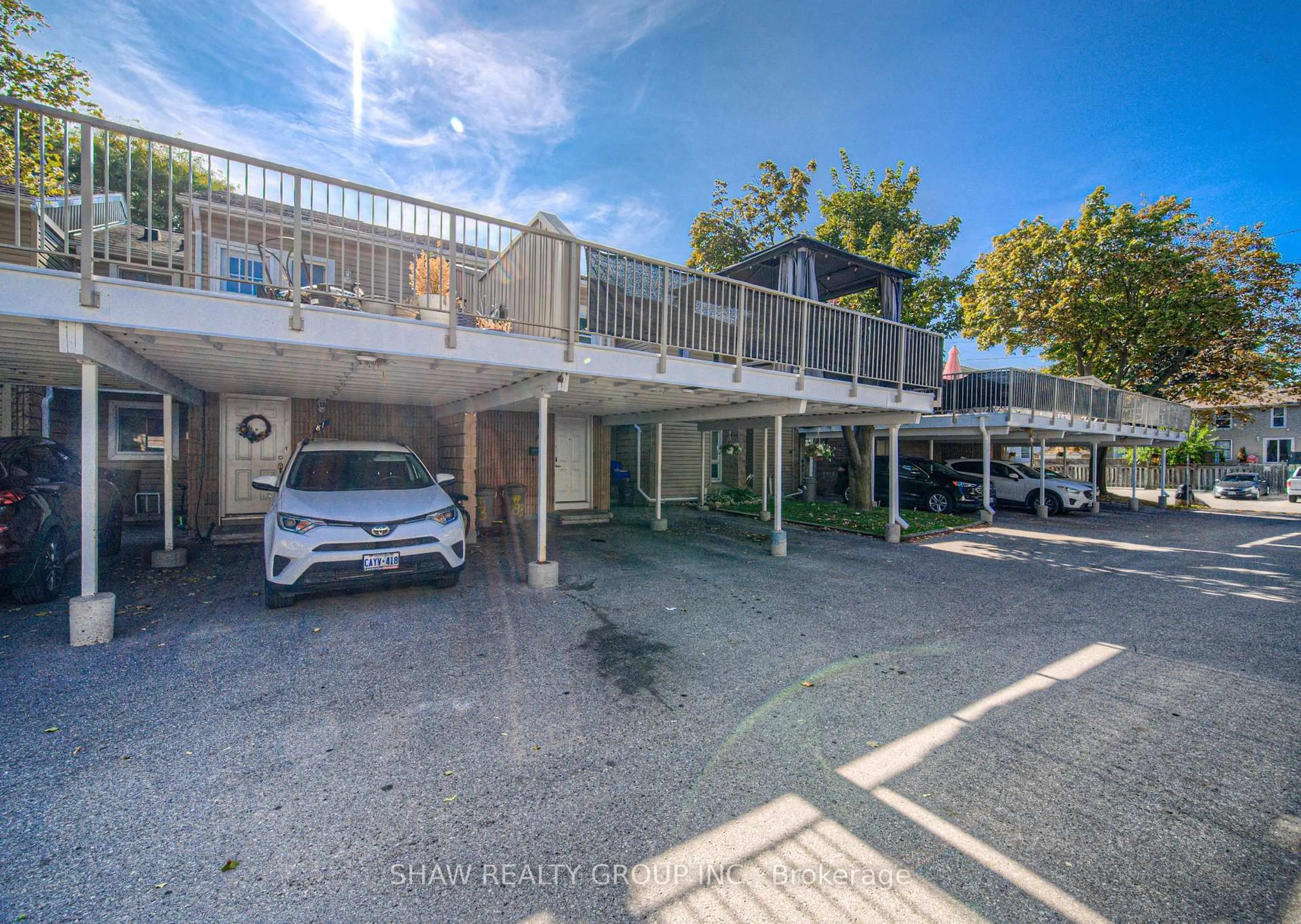 A pic from outside/outdoor area/front of a property/back of a property/a pic from drone, street for 65 Glamis Rd #83, Cambridge Ontario N1R 6W4