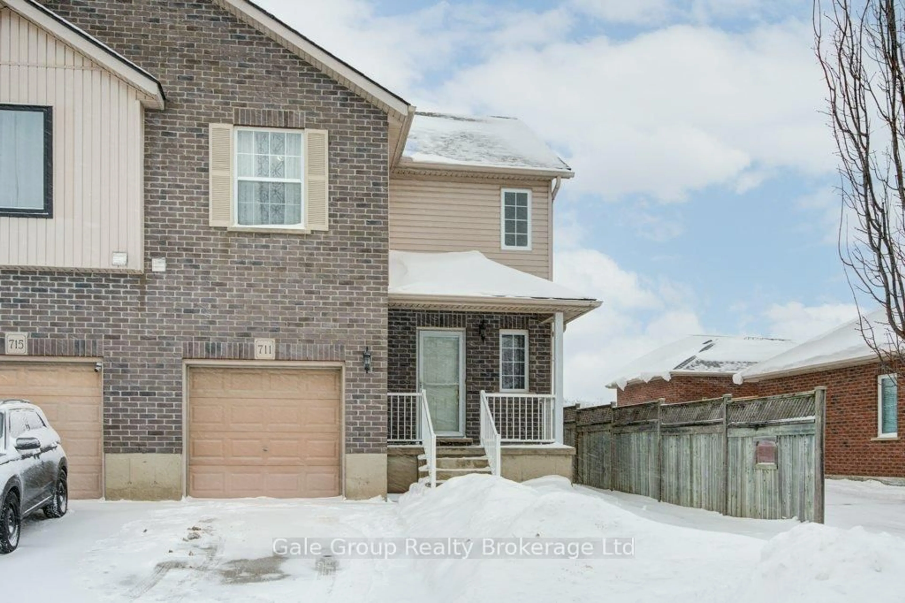 Home with brick exterior material, street for 711 Southwood Way, Woodstock Ontario N4V 1H5
