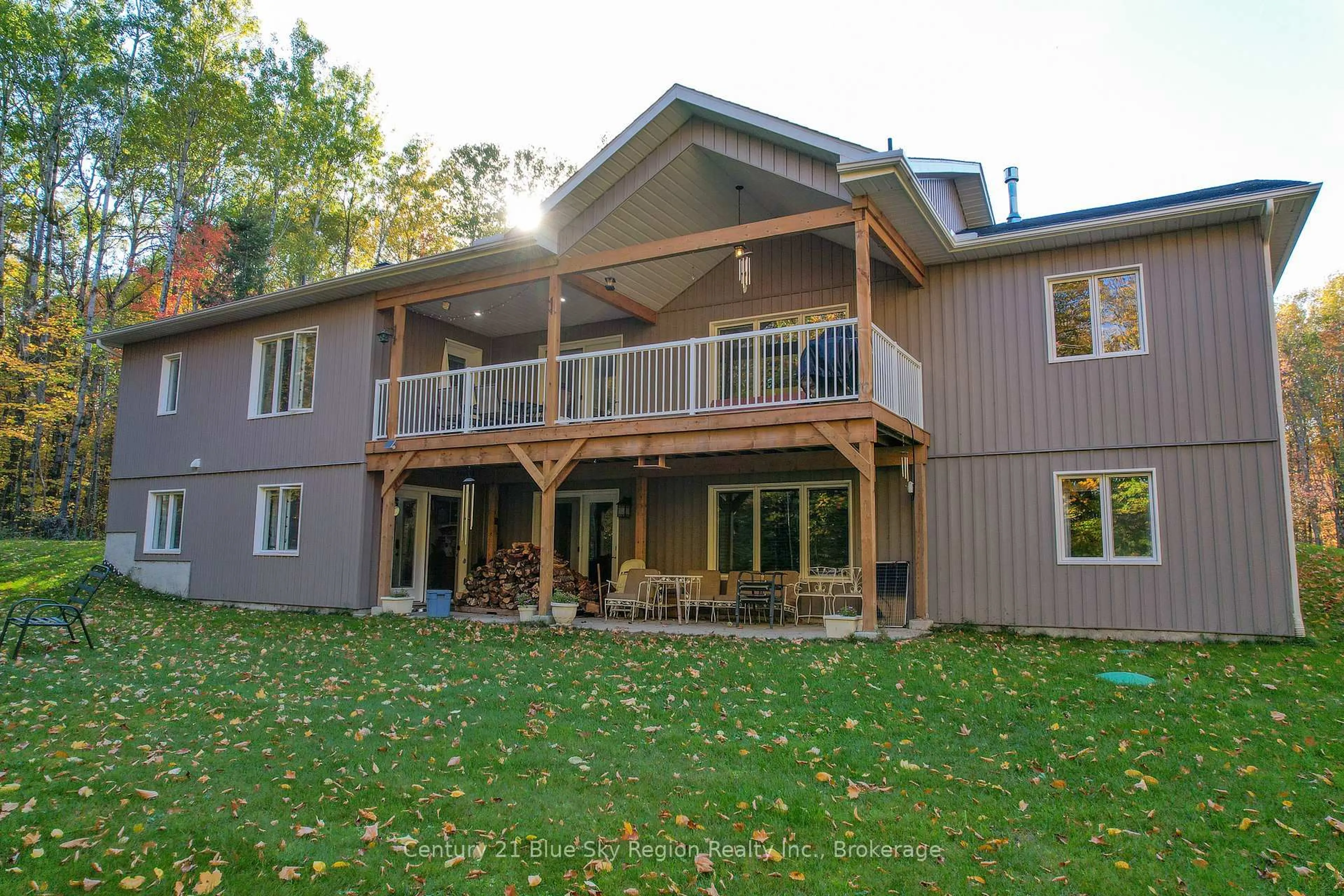 Patio, unknown for 503 Ski Hill Rd, Powassan Ontario P0H 1Z0