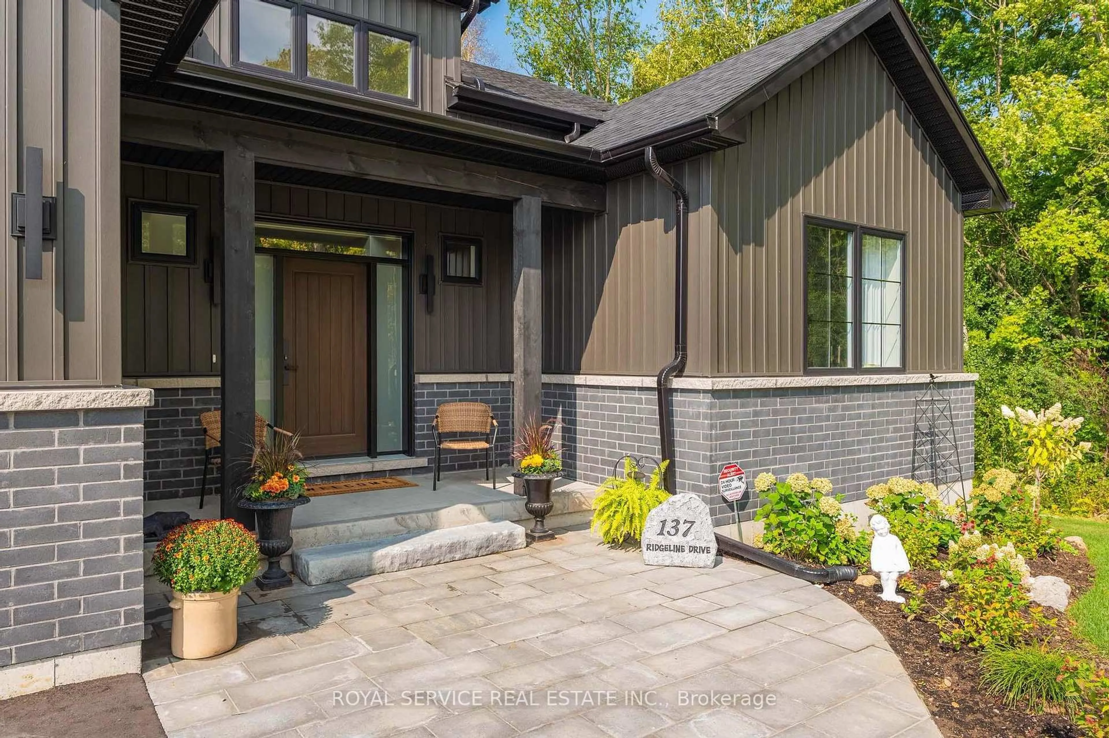 Home with brick exterior material, street for 137 Ridgeline Dr, Alnwick/Haldimand Ontario K0K 2G0