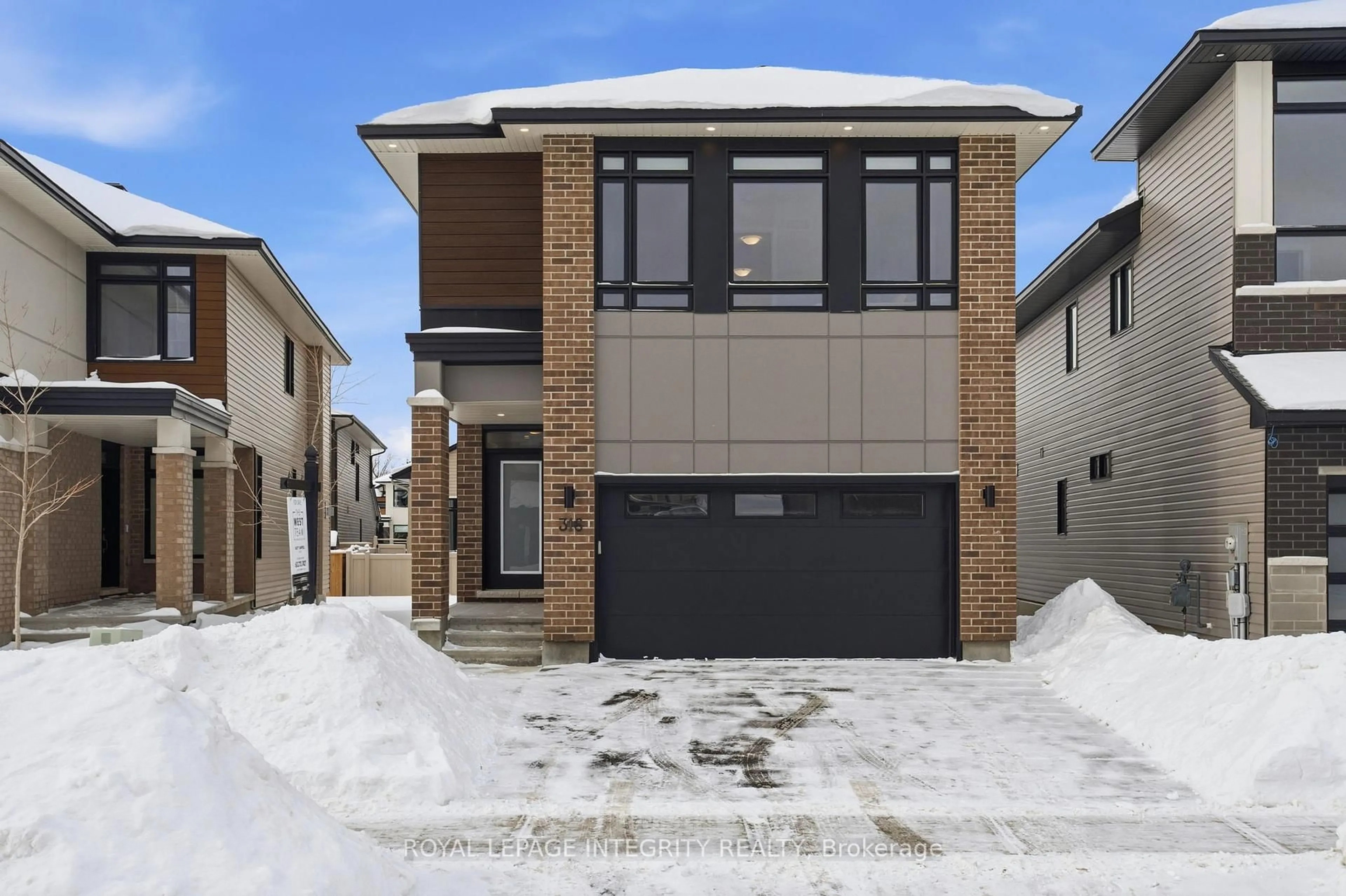 Home with brick exterior material, street for 316 Whitham Cres, North Grenville Ontario K0G 1J0