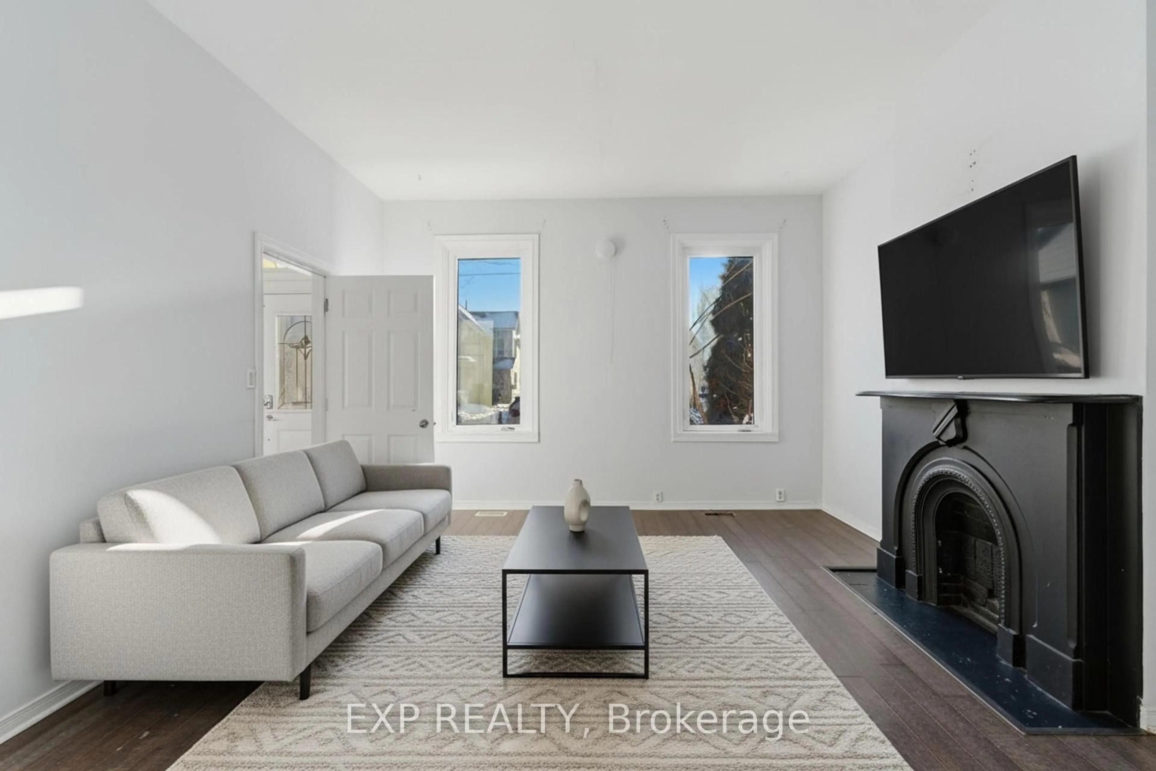 A pic of a room for 175 King St, St. Catharines Ontario L2R 3J5