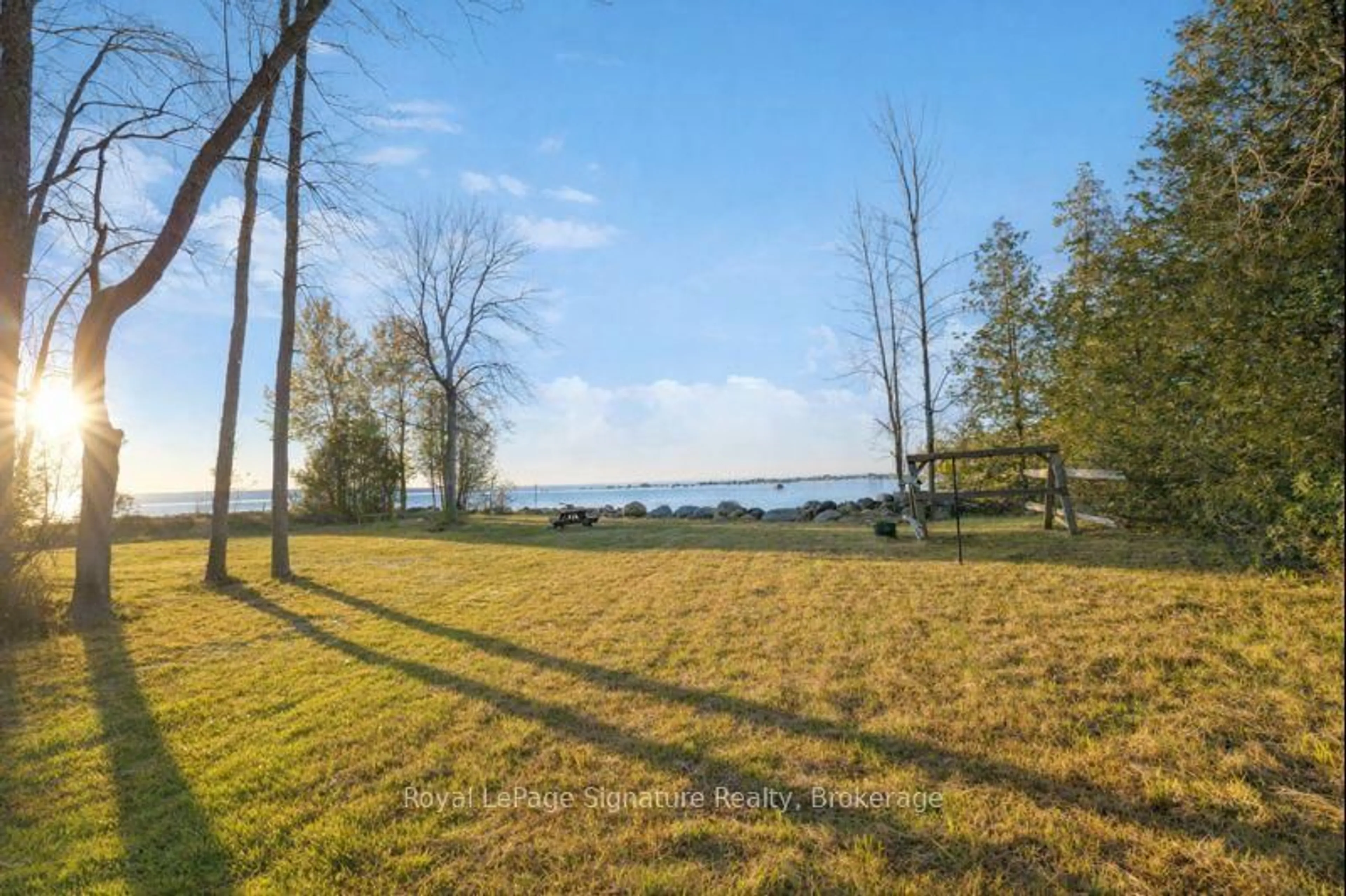 Patio, water/lake/river/ocean view for 129 Sunset Blvd, Blue Mountains Ontario N0H 2P0