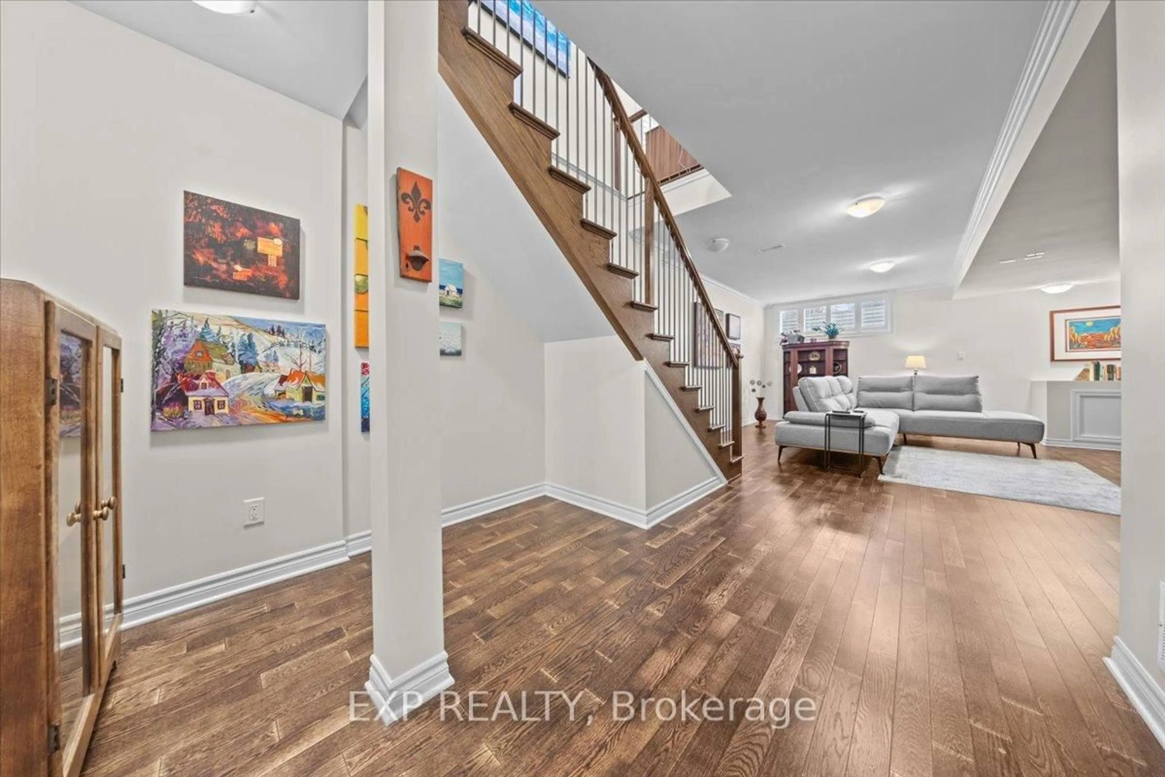 Indoor entryway for 41 Claridge Dr, Ottawa Ontario K2J 5A3