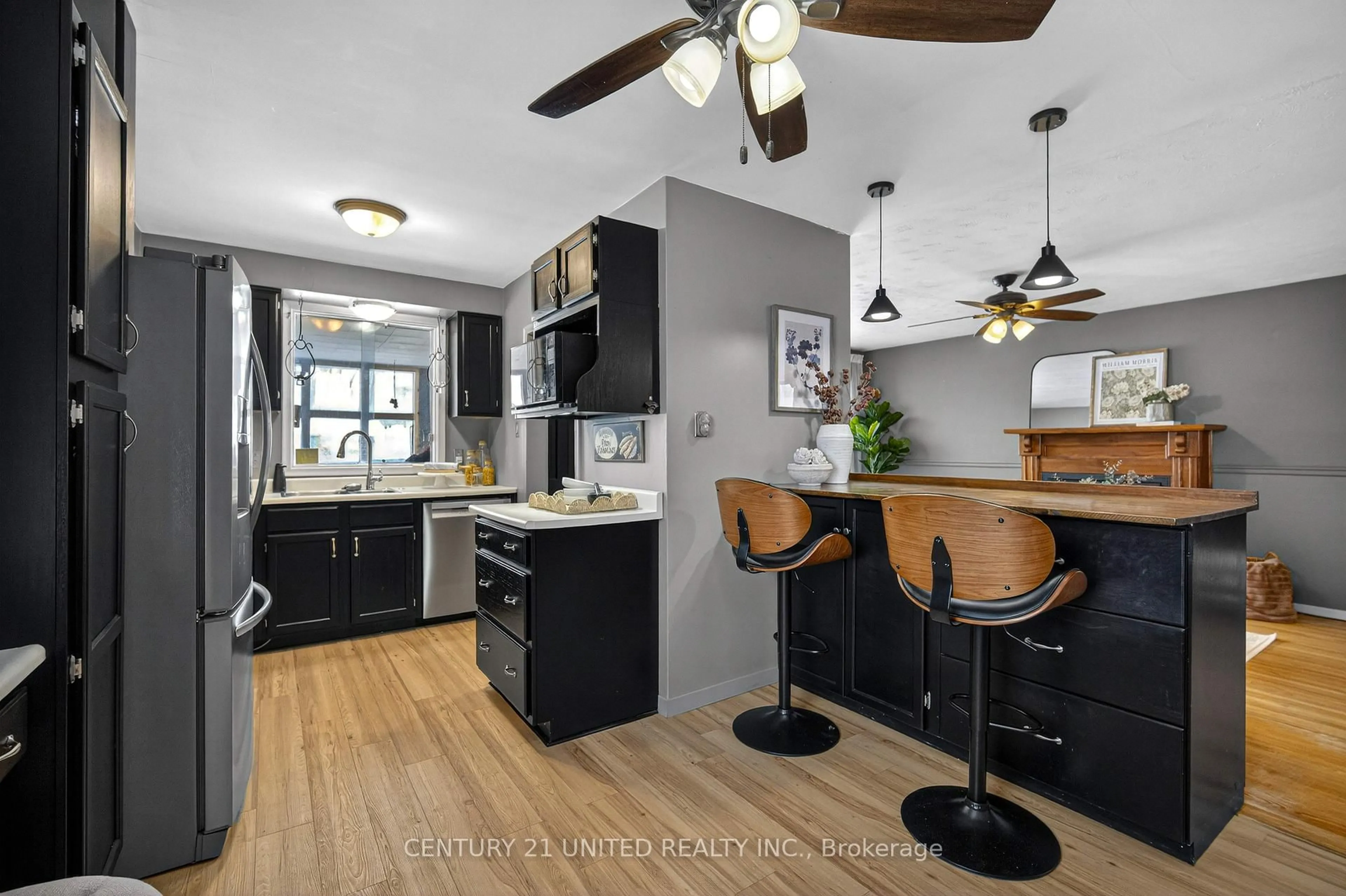 Open concept kitchen, unknown for 794 Foxe St, Peterborough Ontario K9H 6Y7