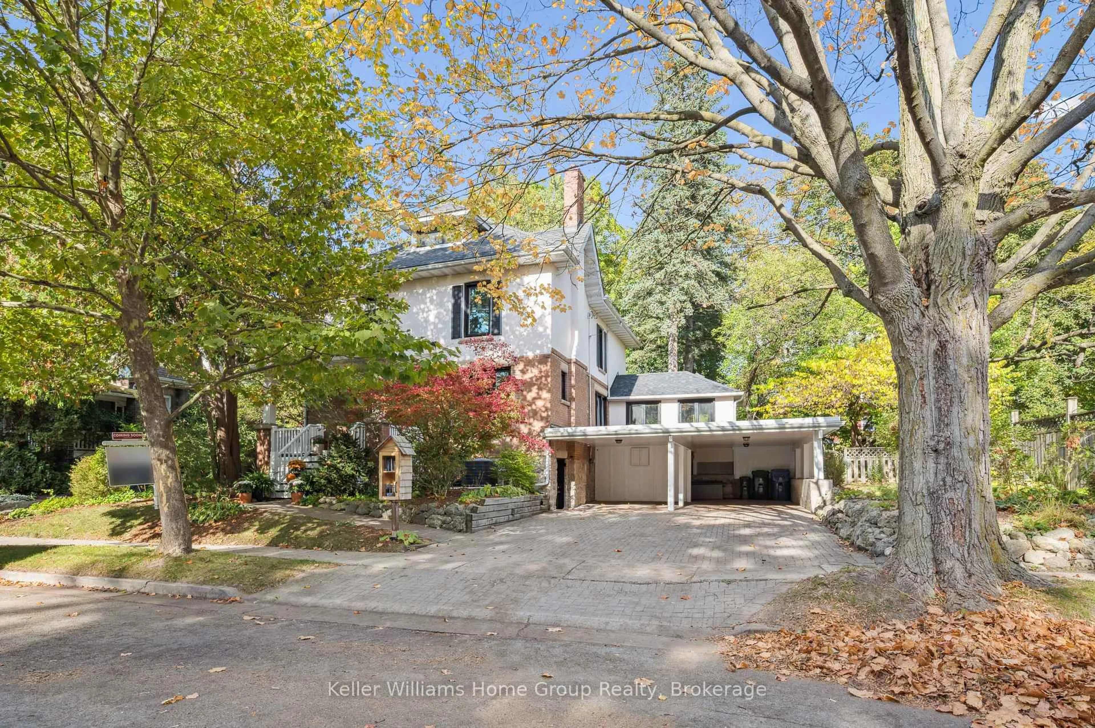 Unknown for 8 Crawford St, Guelph Ontario N1G 1Z1